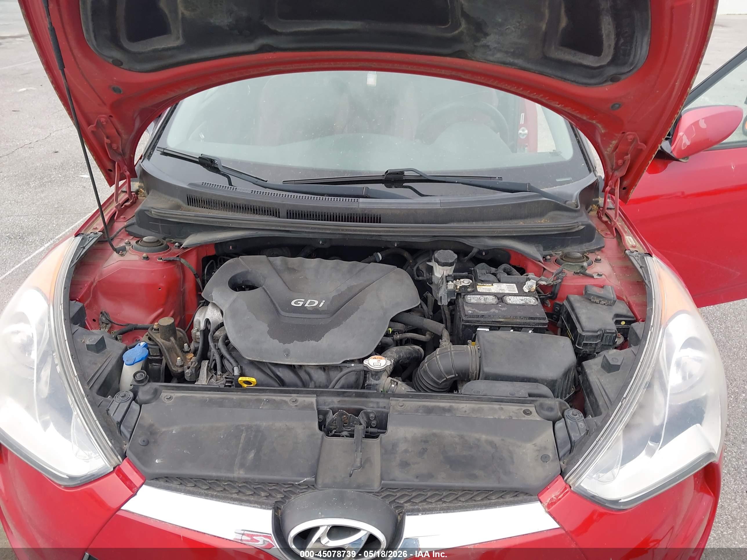 HYUNDAI VELOSTER image 10