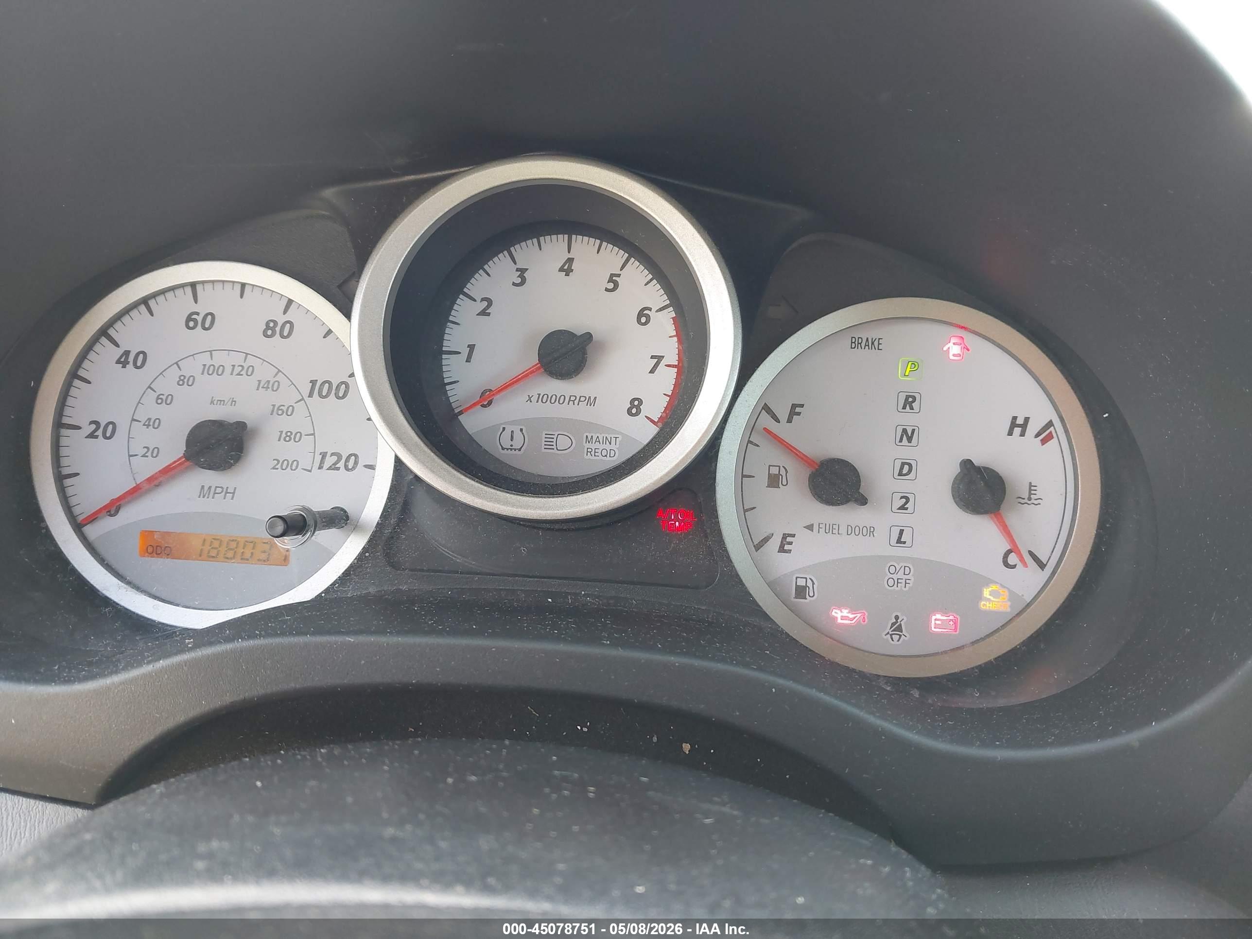 TOYOTA RAV4 image 7