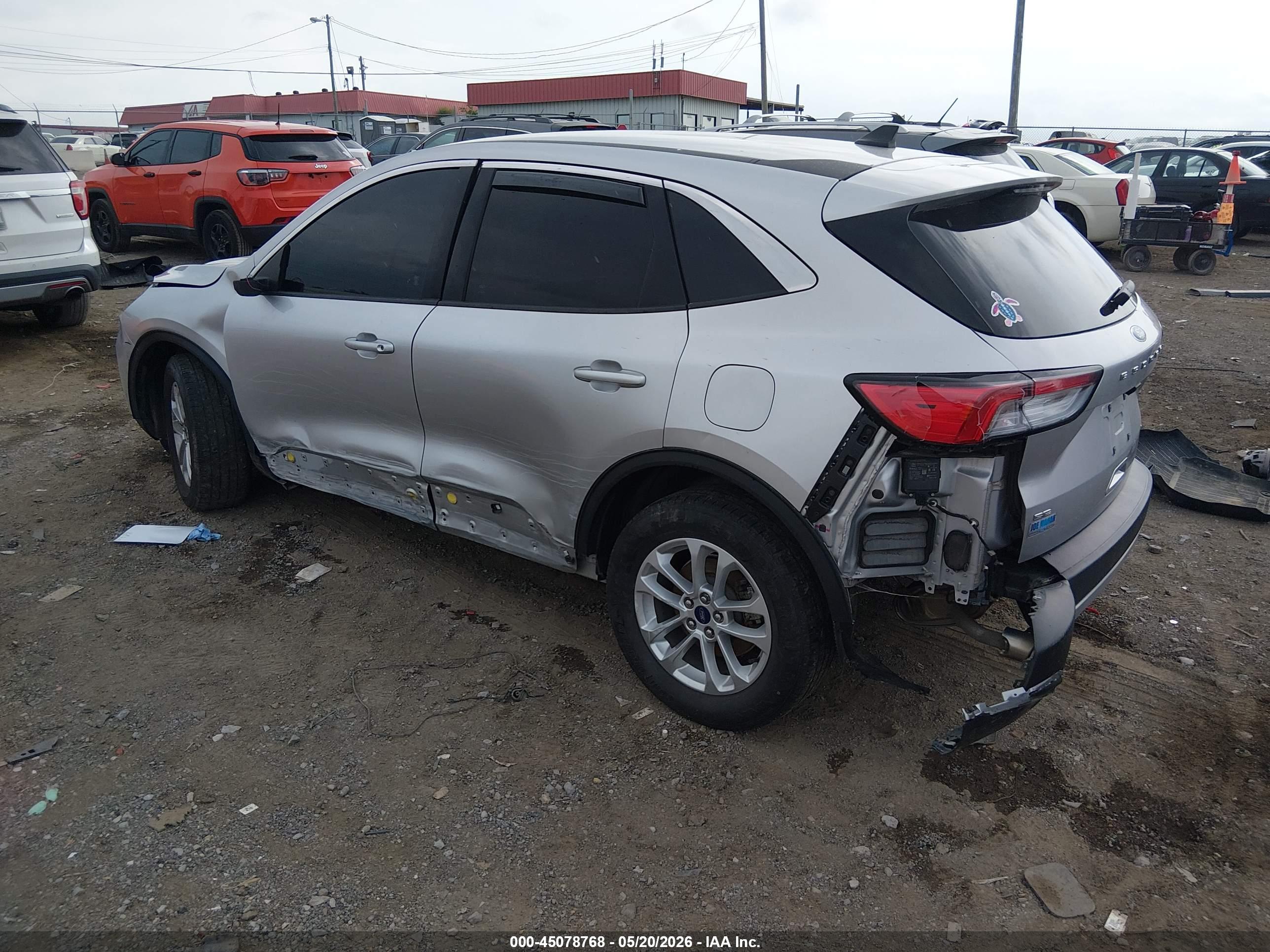 FORD ESCAPE image 3