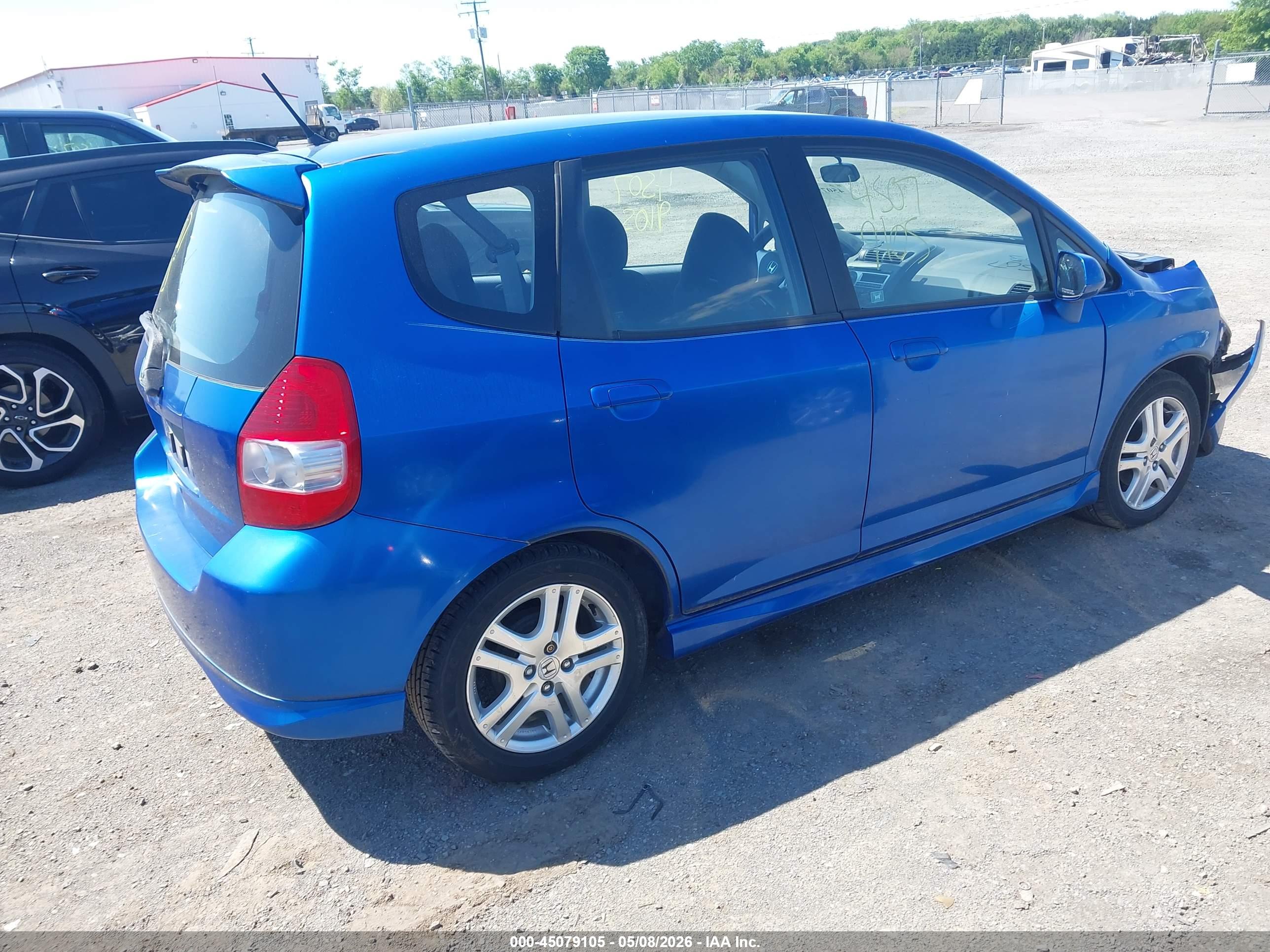 HONDA FIT image 4
