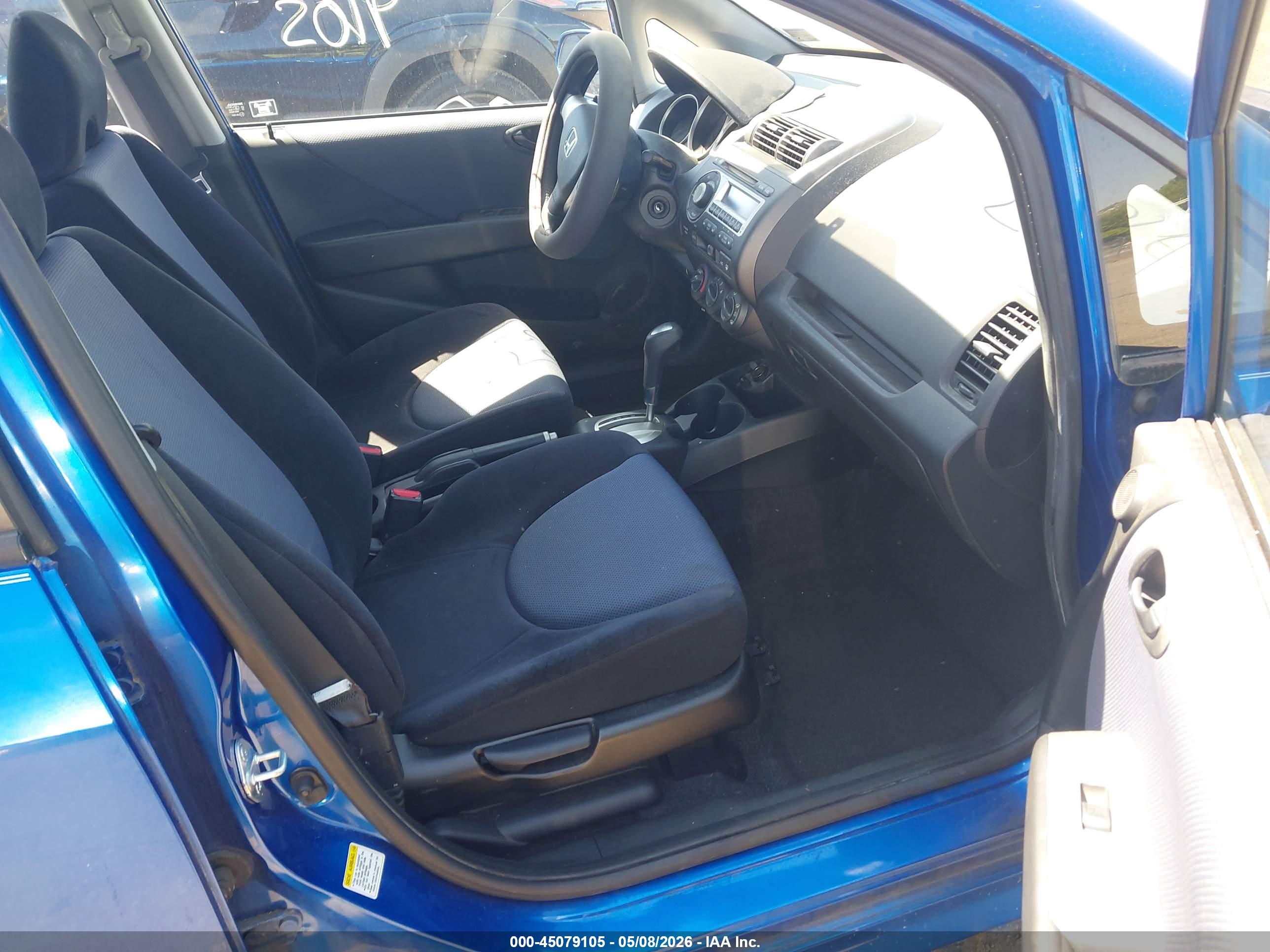 HONDA FIT image 5