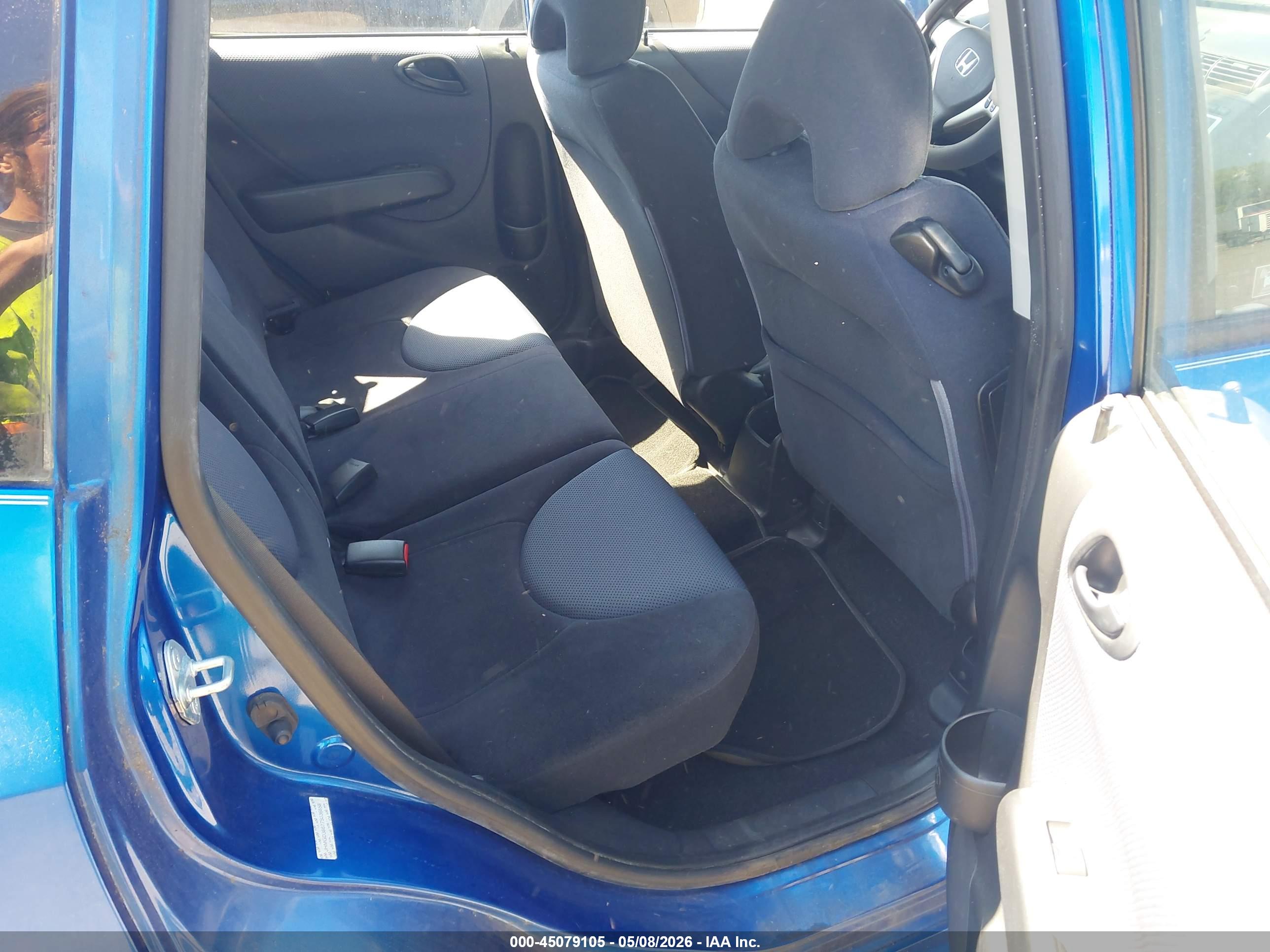 HONDA FIT image 8