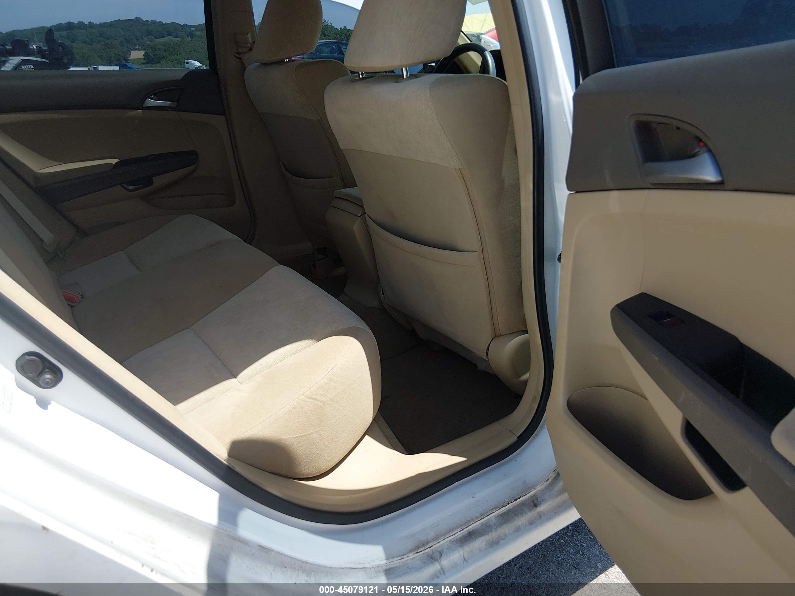 HONDA ACCORD image 8