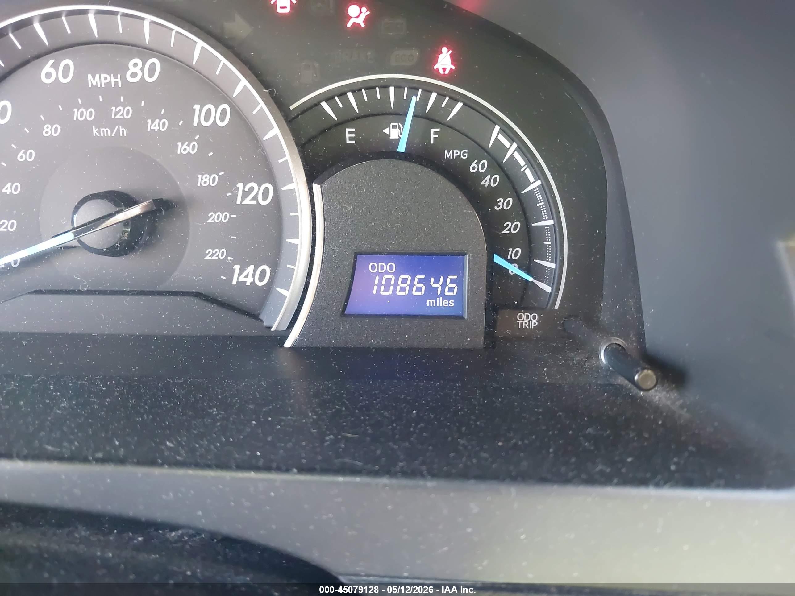 TOYOTA CAMRY image 7