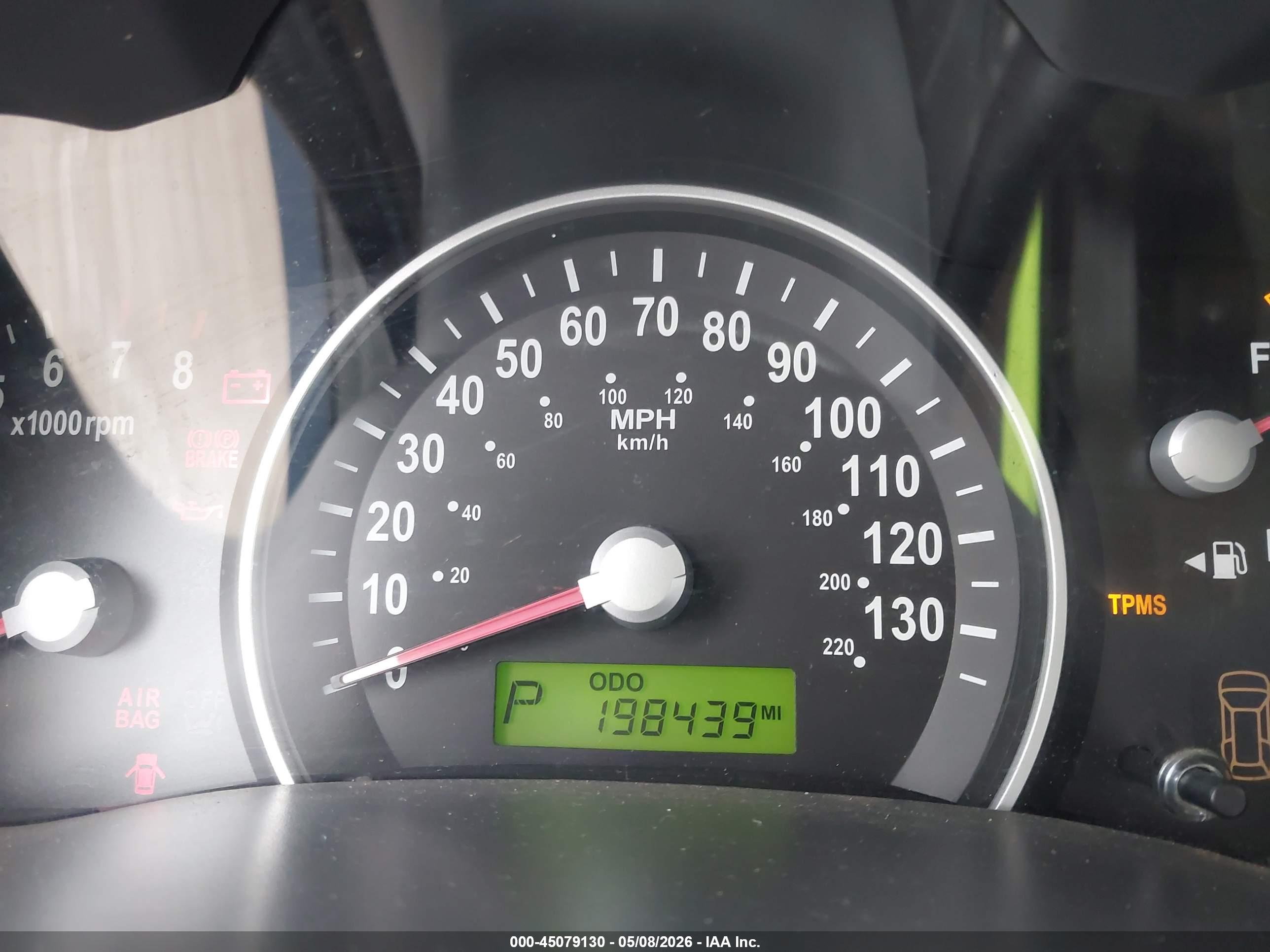 KIA SEDONA image 7