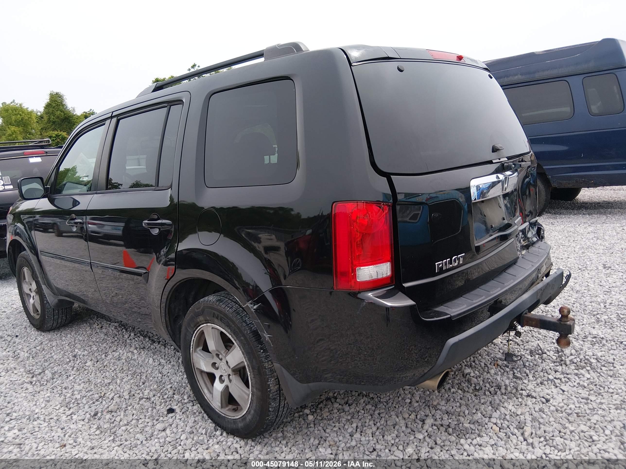 HONDA PILOT image 3