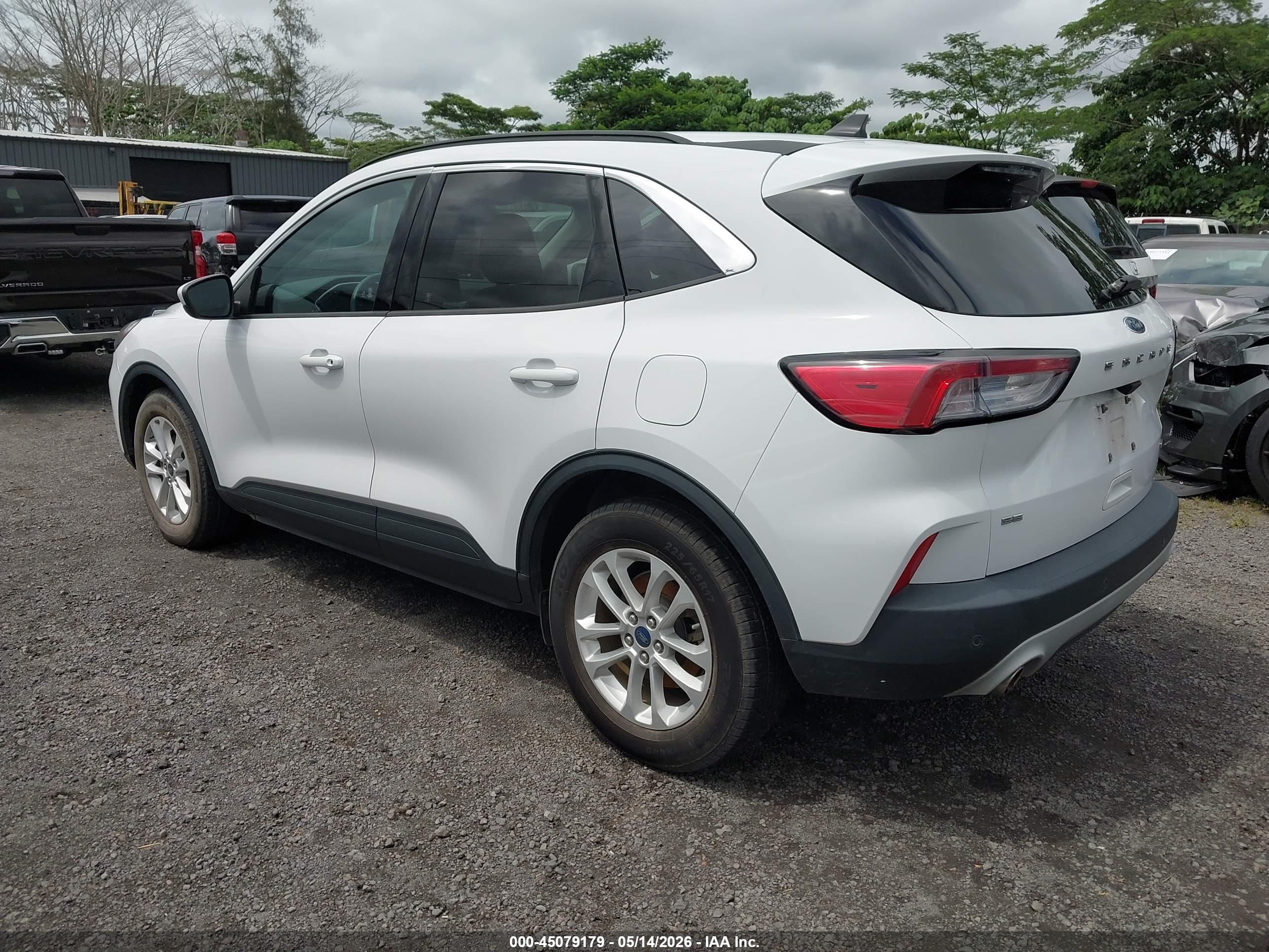 FORD ESCAPE image 3