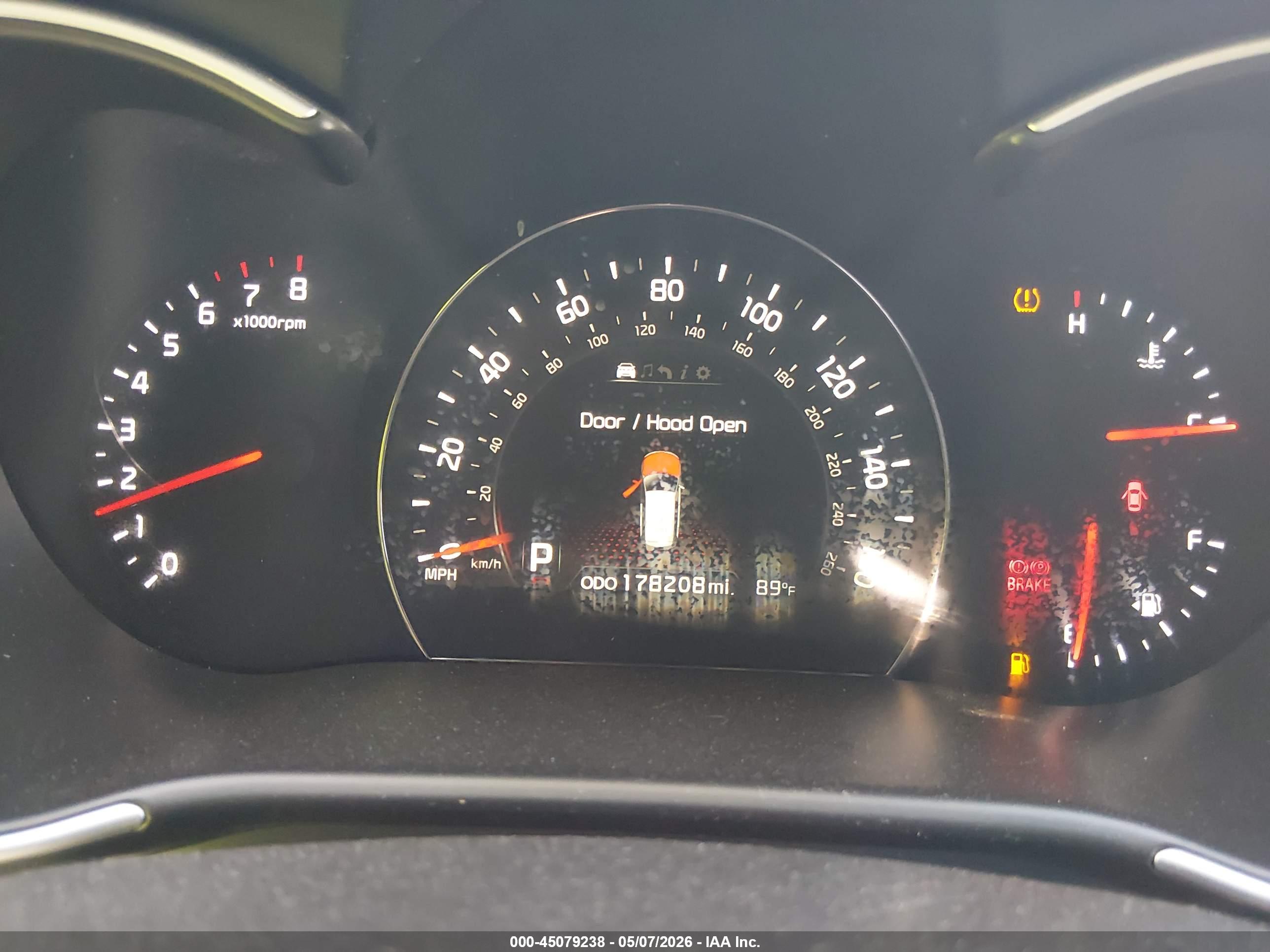 KIA SORENTO image 7