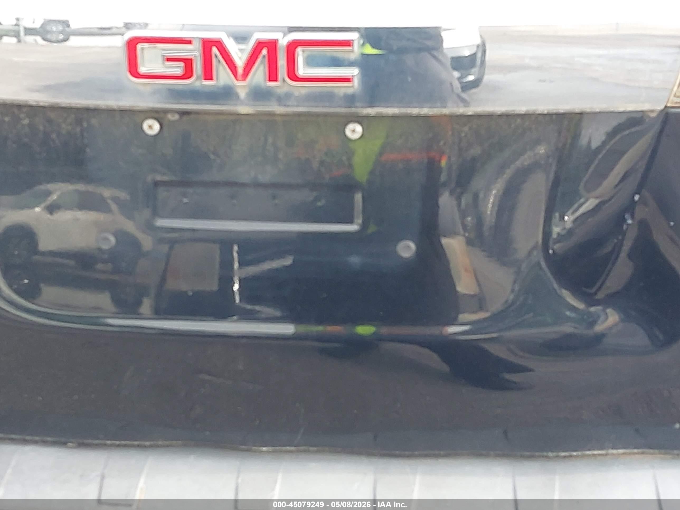 GMC TERRAIN image 6