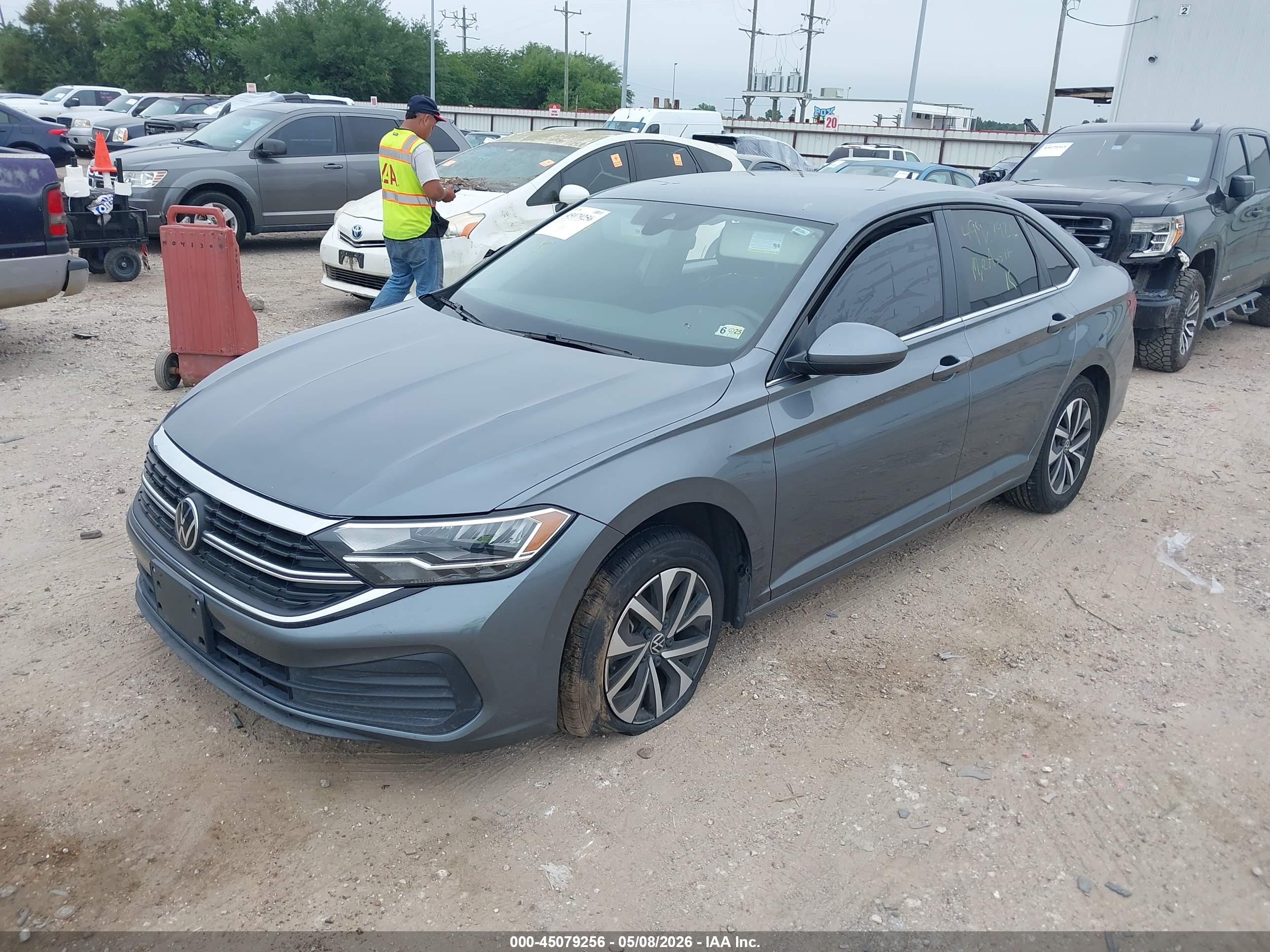 VOLKSWAGEN JETTA image 2