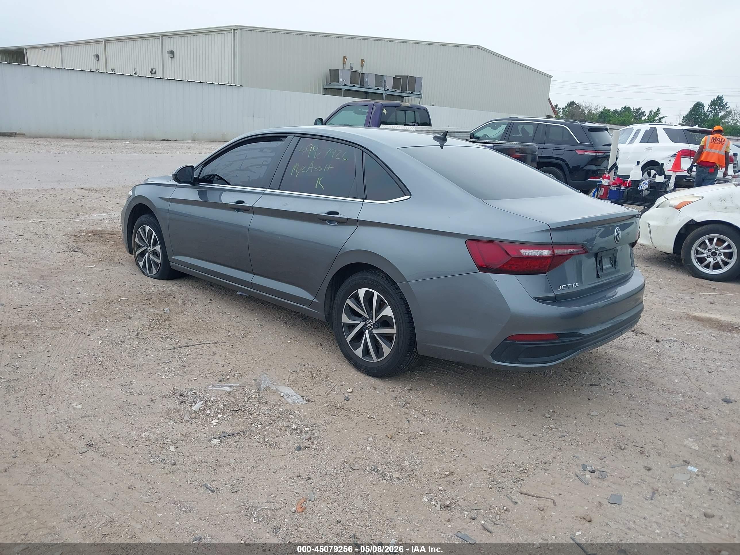 VOLKSWAGEN JETTA image 3