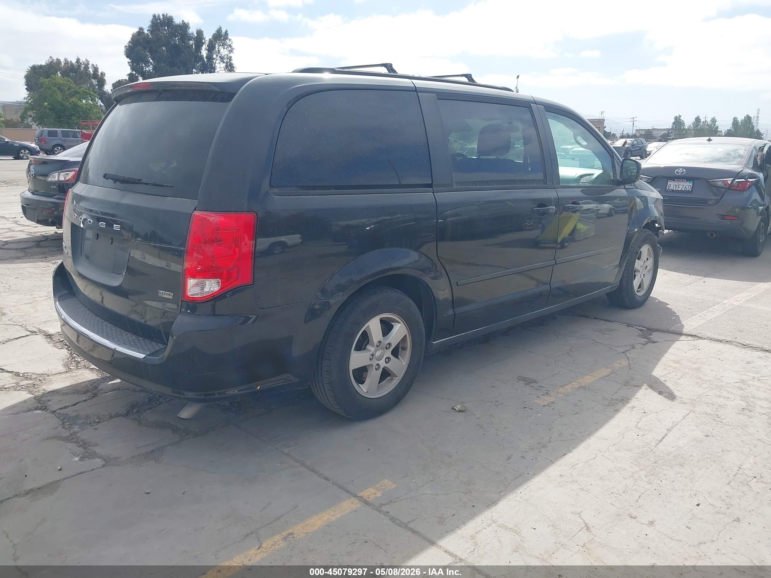 DODGE GRAND image 4