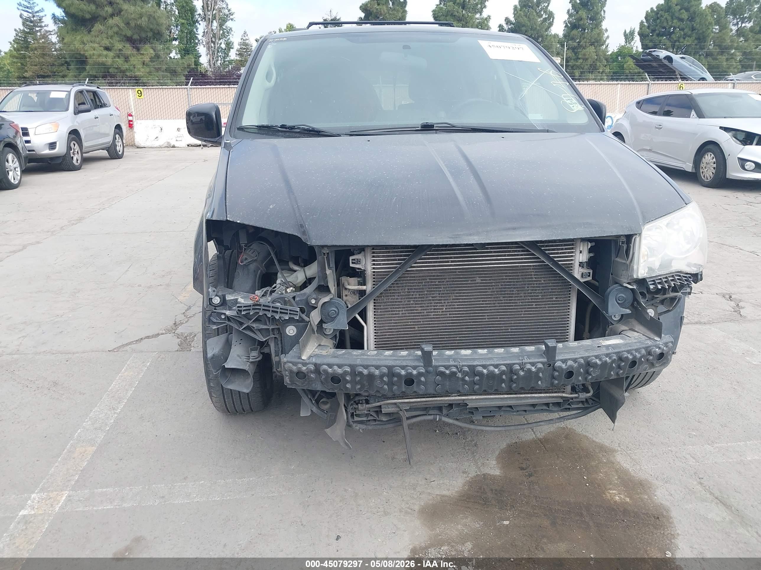 DODGE GRAND image 6
