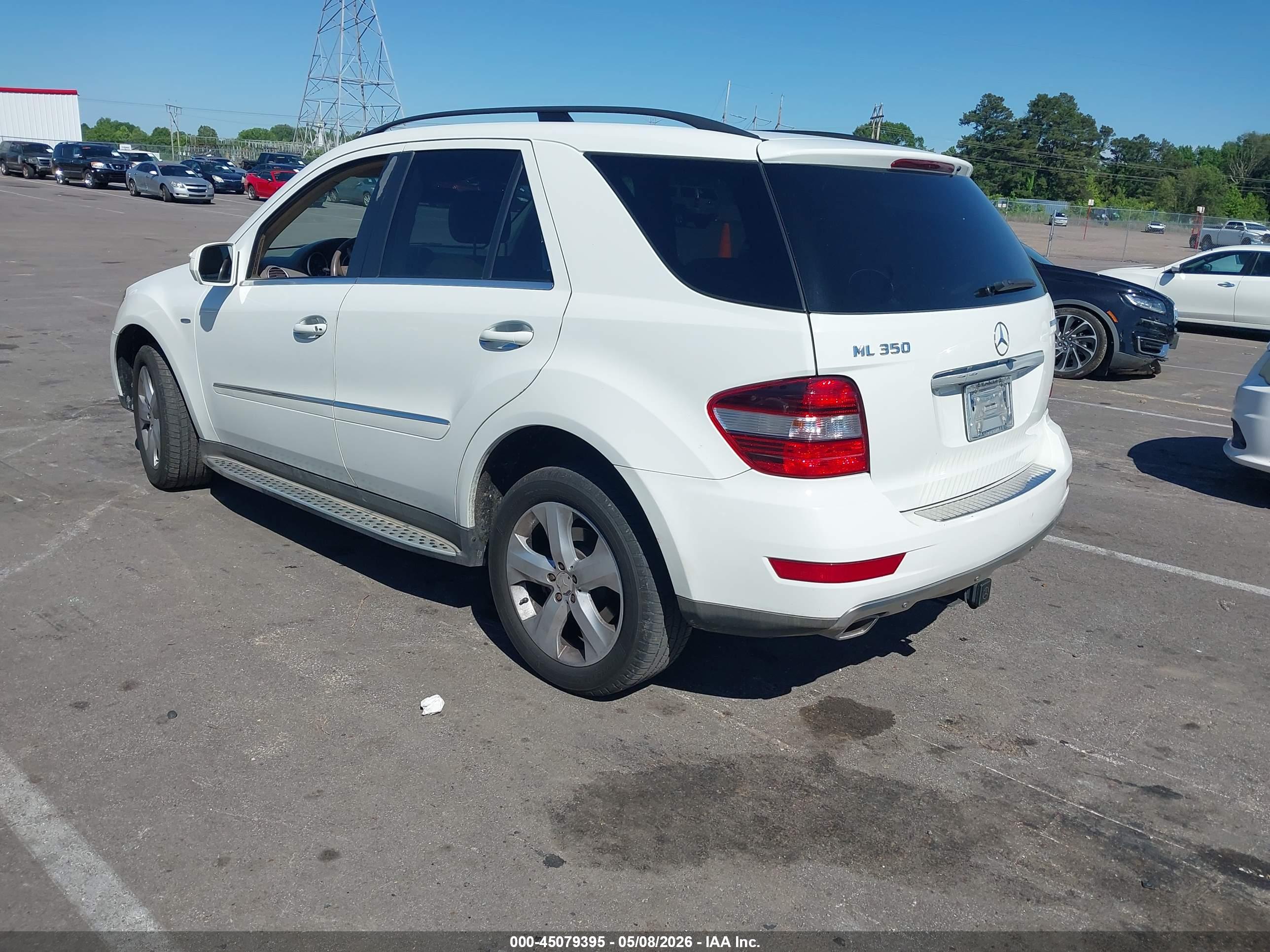 MERCEDES-BENZ ML image 3