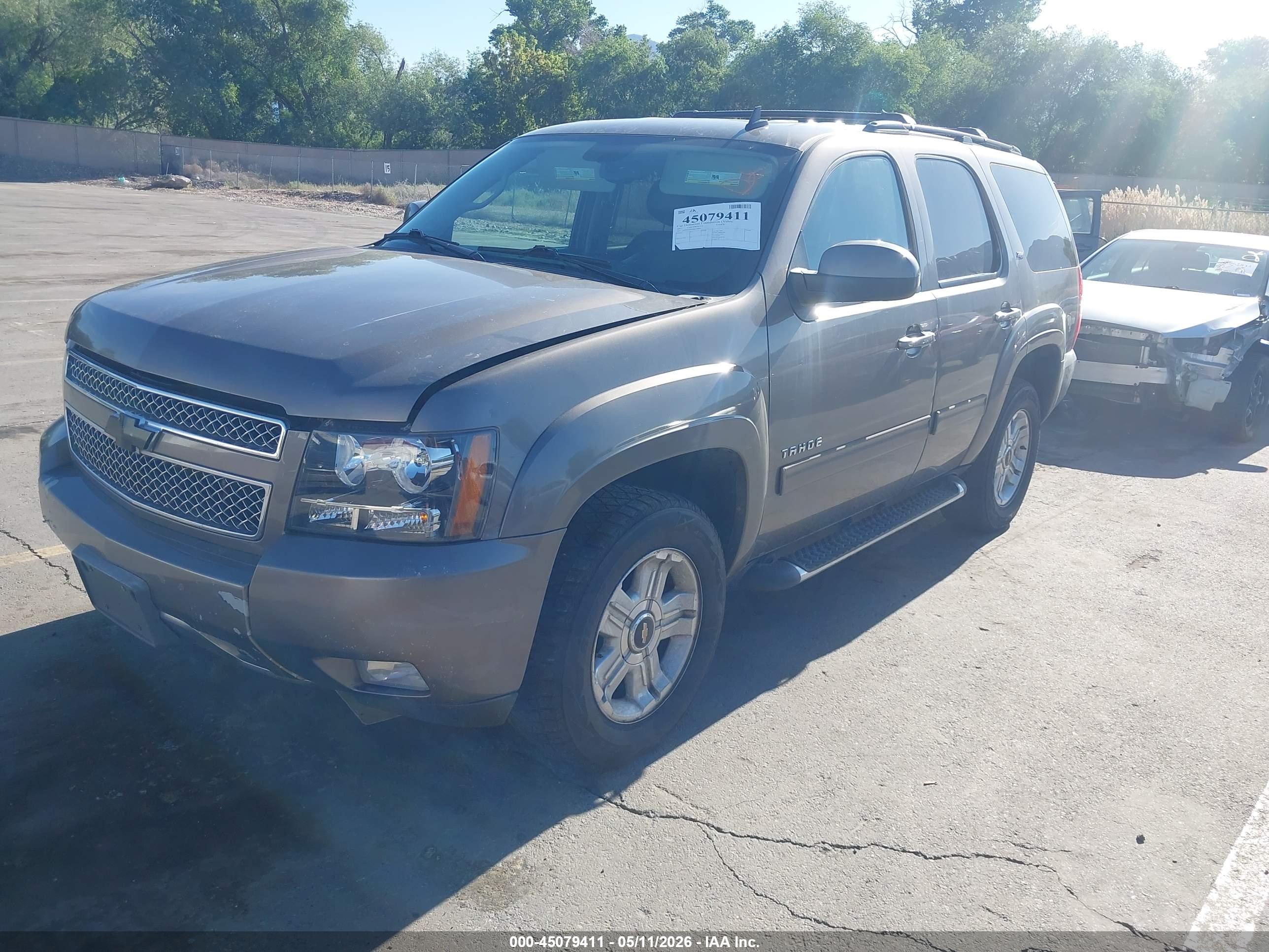 CHEVROLET TAHOE image 2