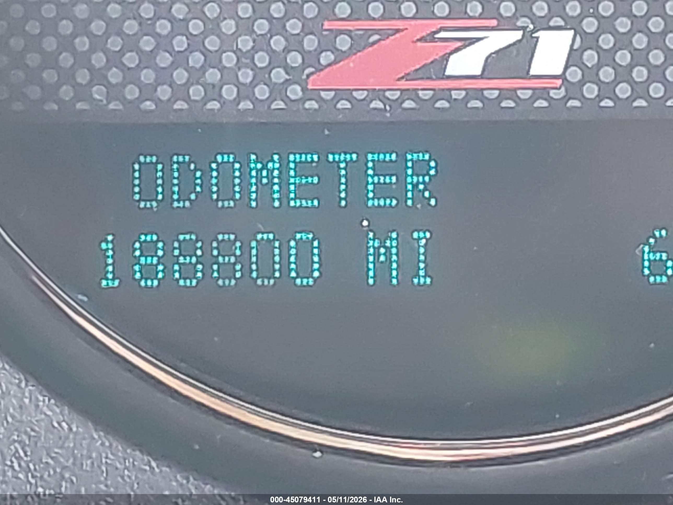 CHEVROLET TAHOE image 7