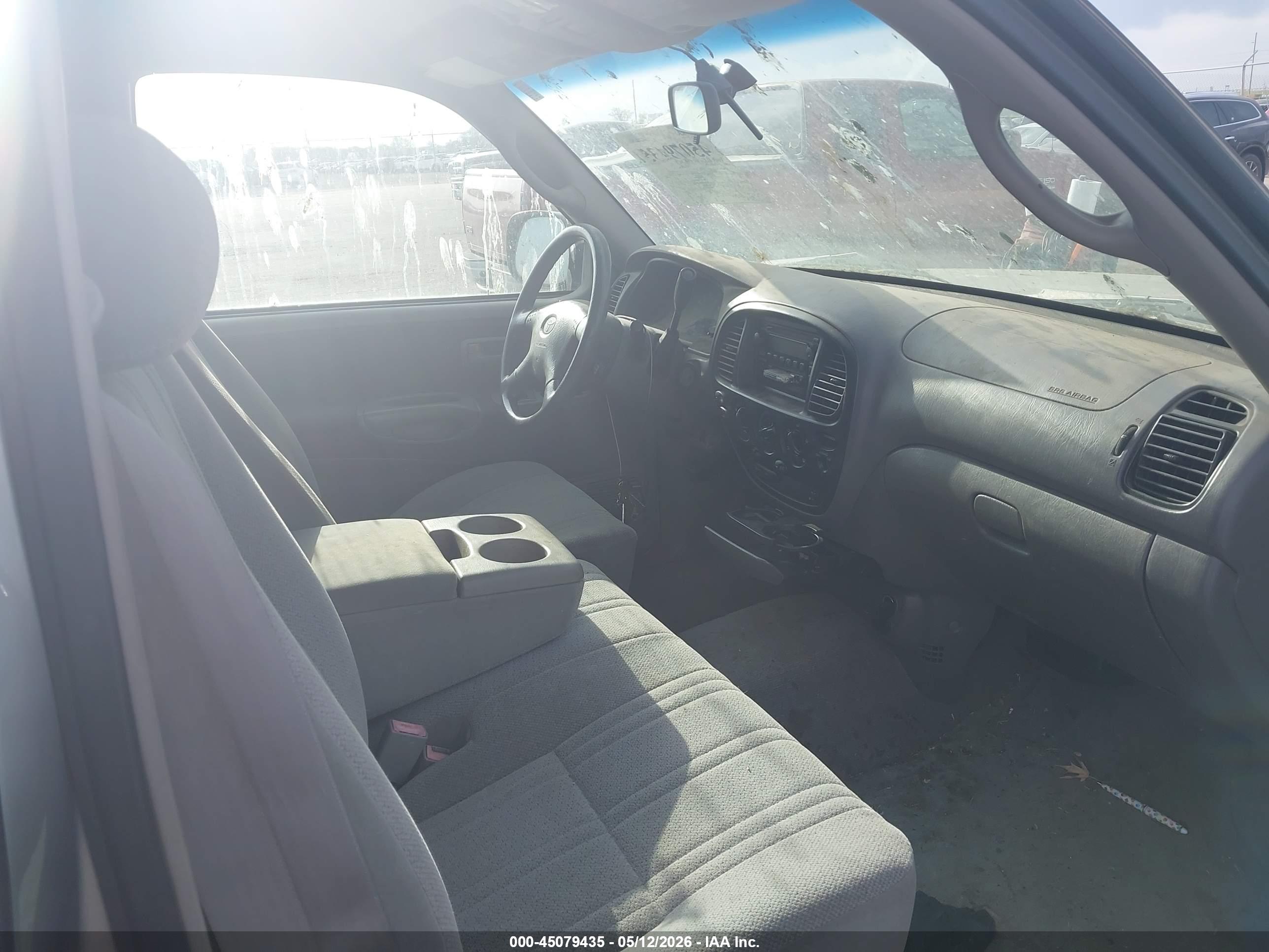 TOYOTA TUNDRA image 5