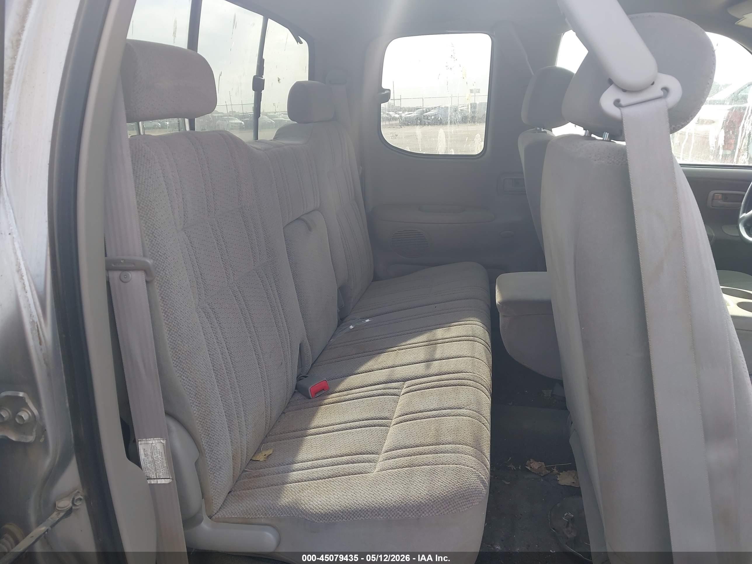TOYOTA TUNDRA image 8