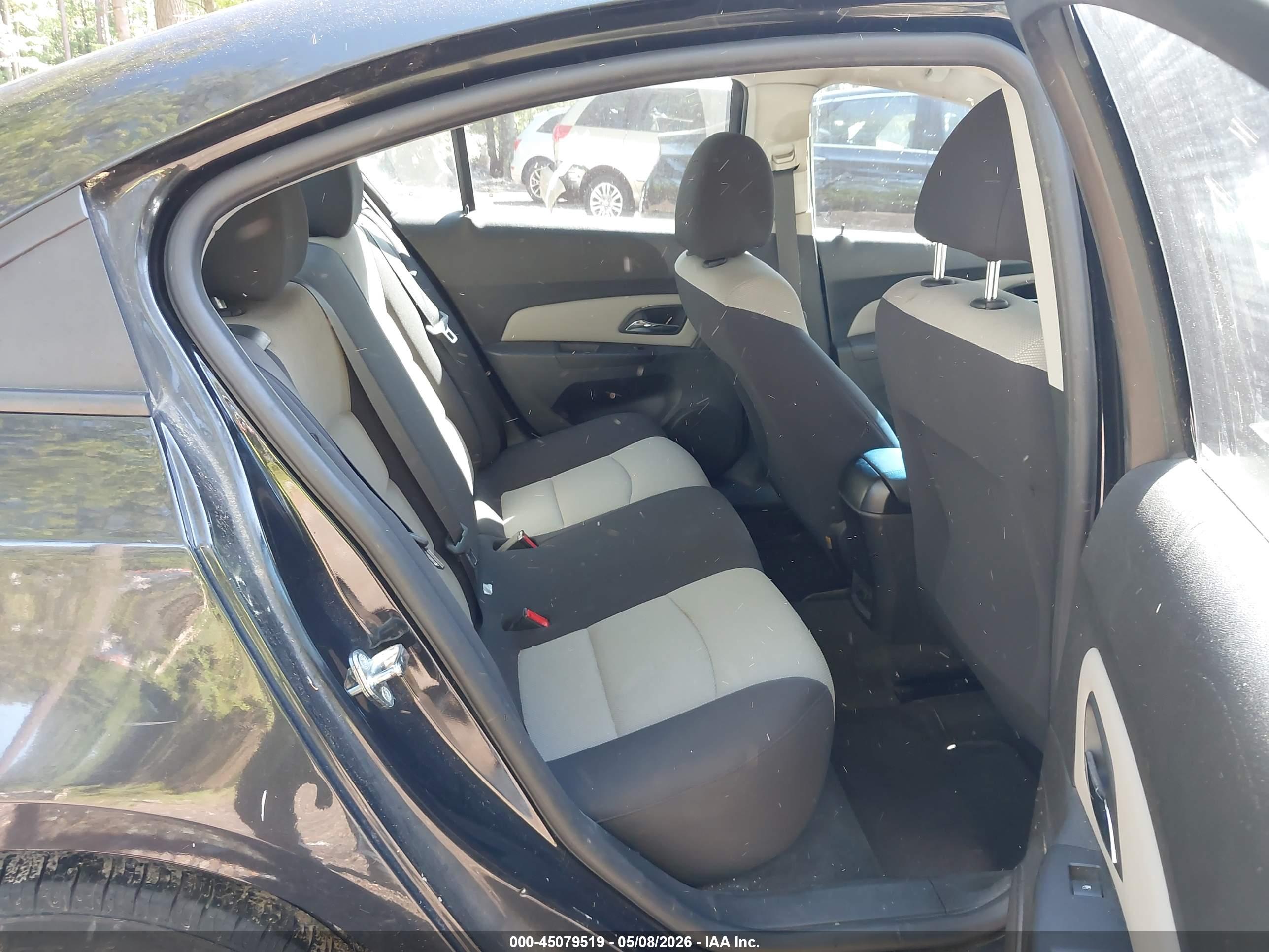 CHEVROLET CRUZE image 8
