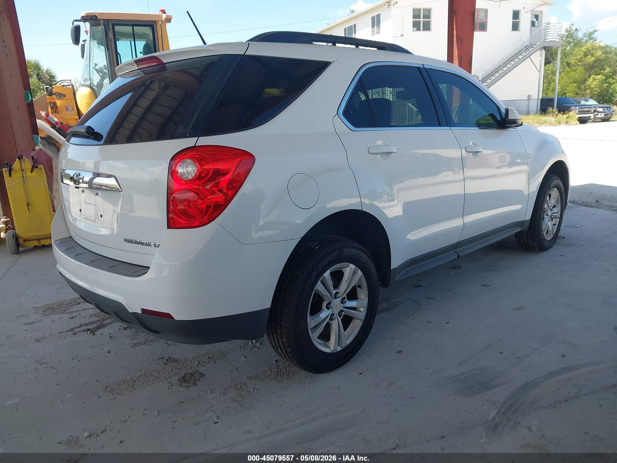 CHEVROLET EQUINOX image 4