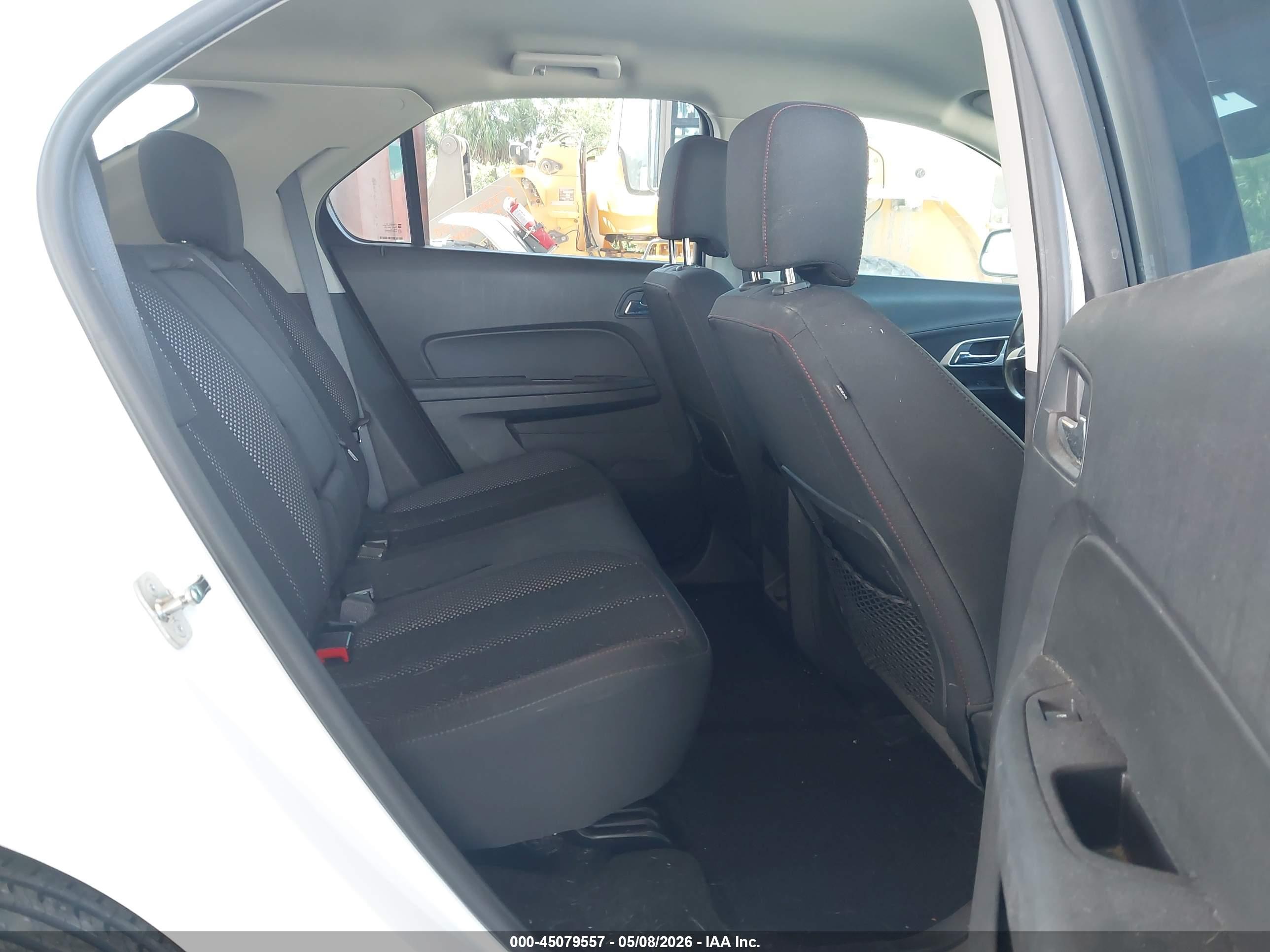CHEVROLET EQUINOX image 8