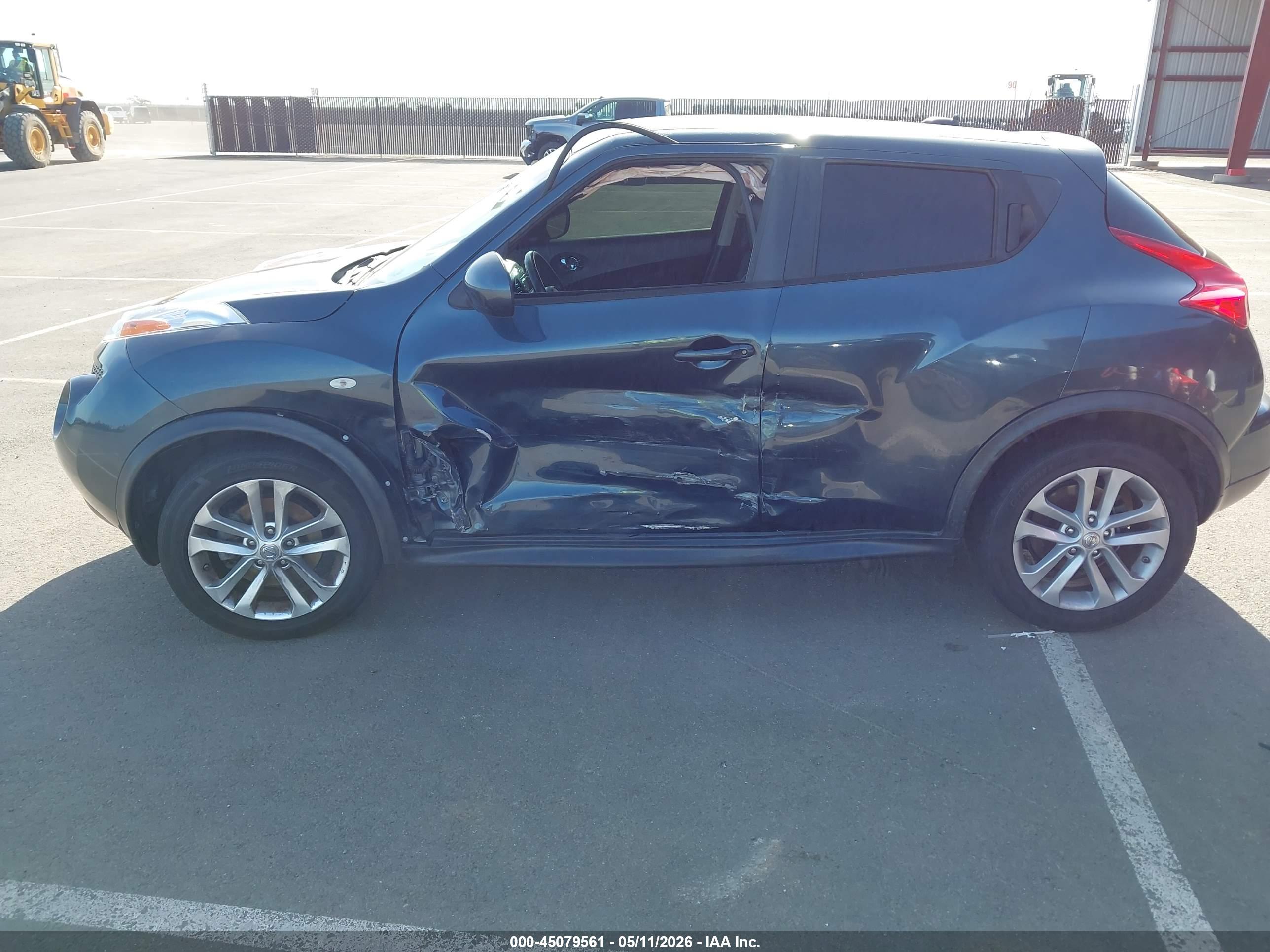 NISSAN JUKE image 6