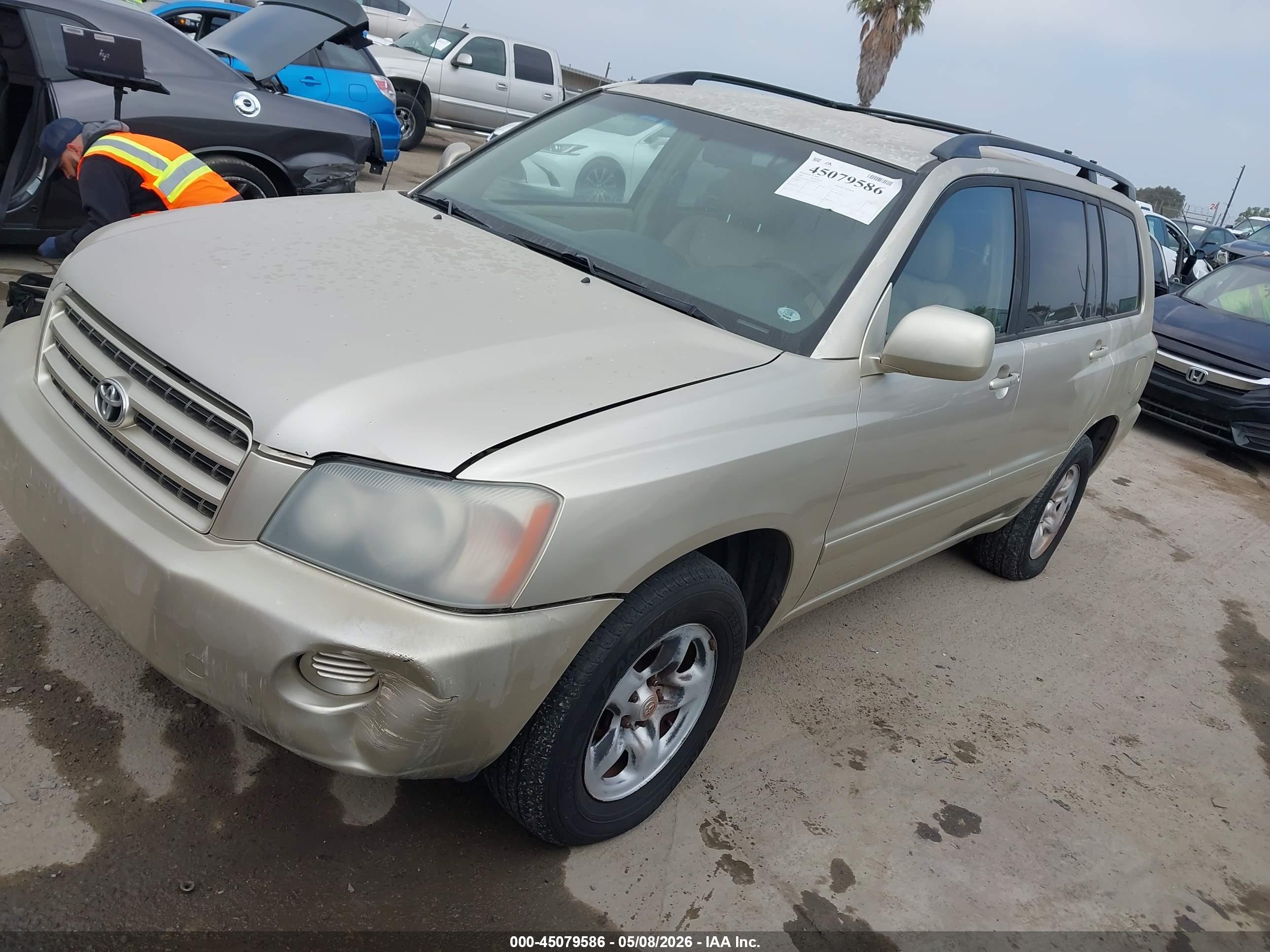 TOYOTA HIGHLANDER image 2