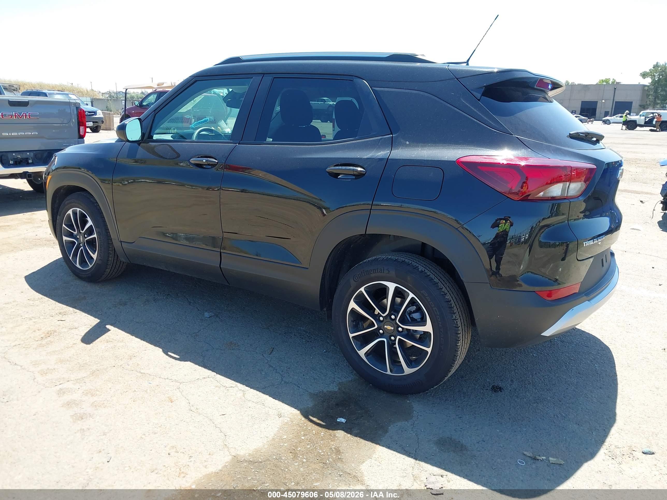 CHEVROLET TRAILBLAZER image 3