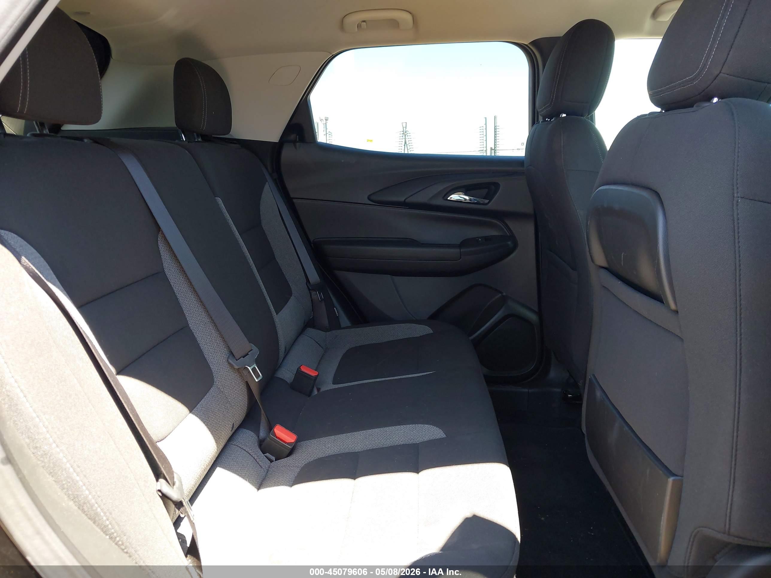 CHEVROLET TRAILBLAZER image 8