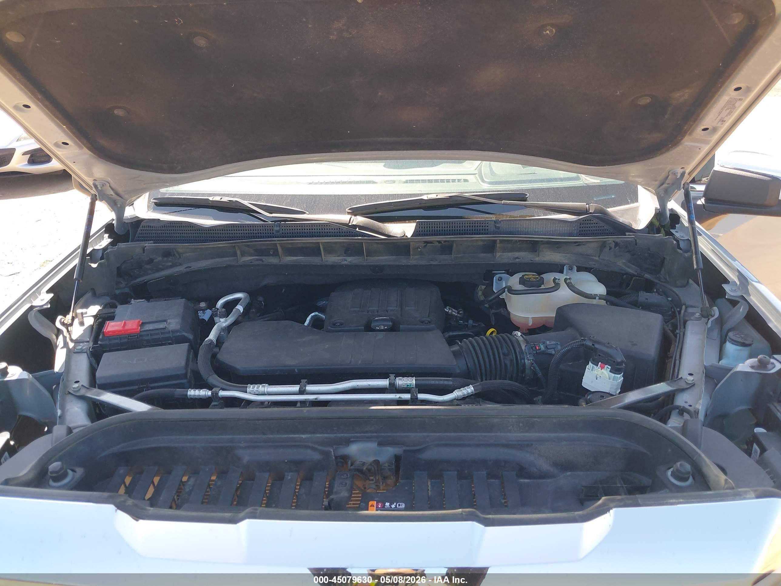 GMC SIERRA image 10