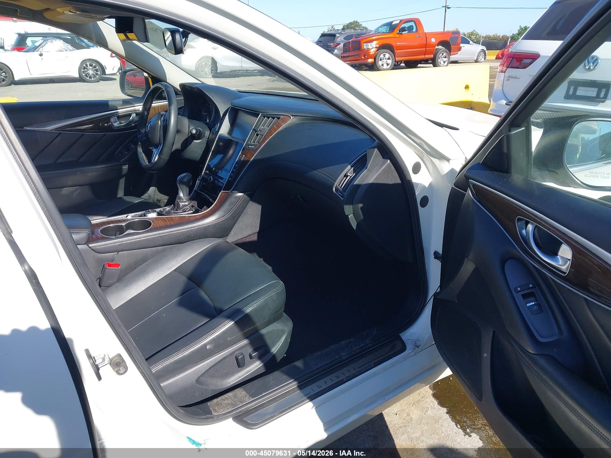 INFINITI Q50 image 5