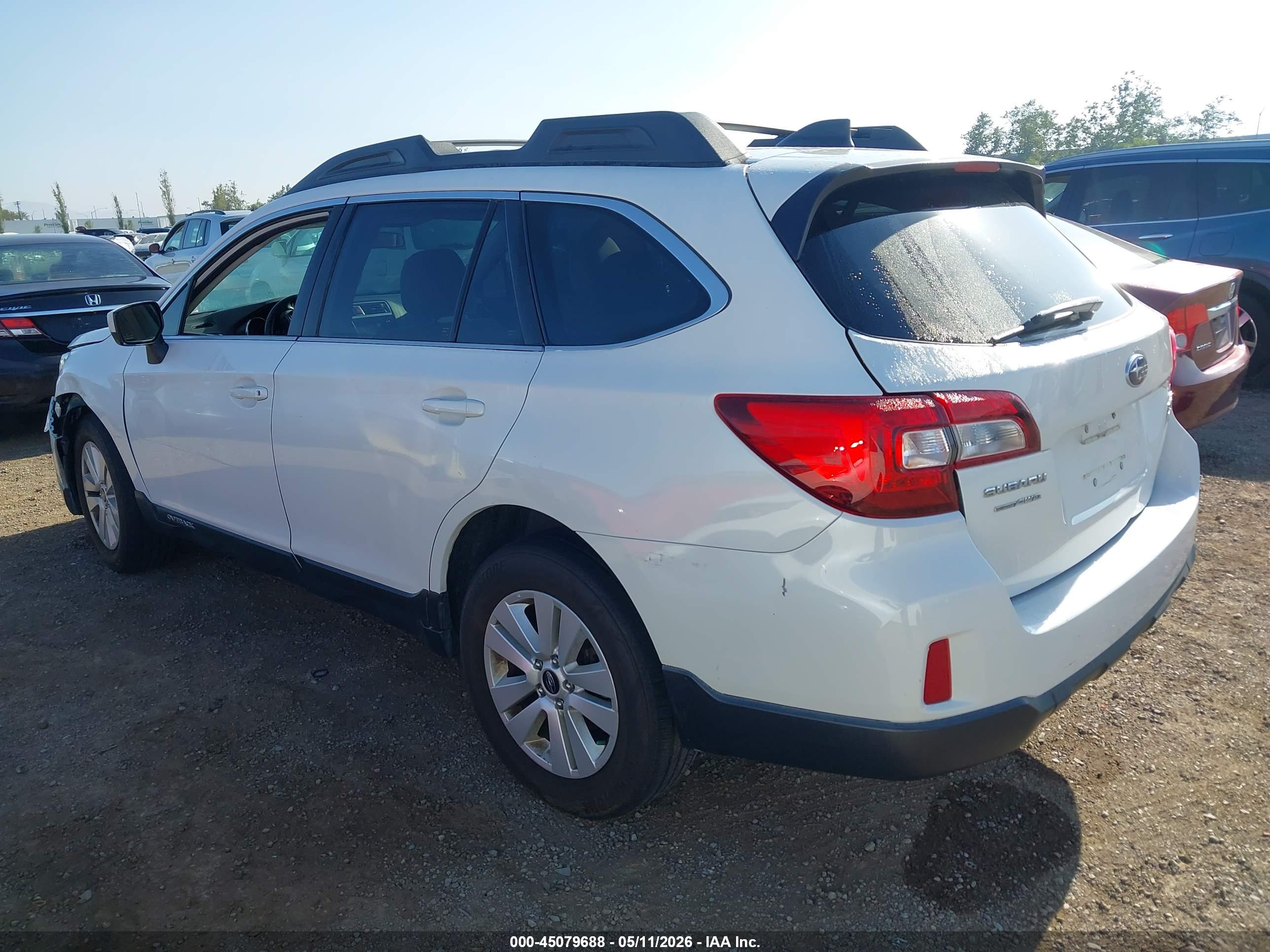 SUBARU OUTBACK image 3