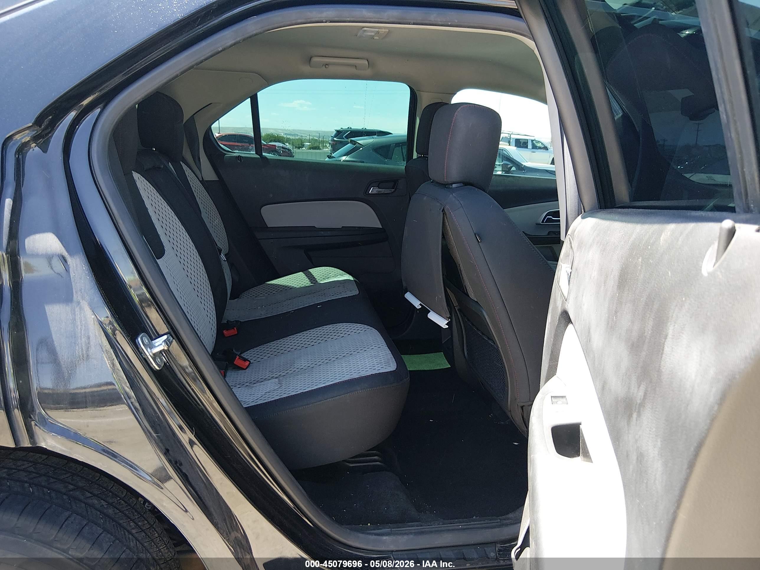 CHEVROLET EQUINOX image 8