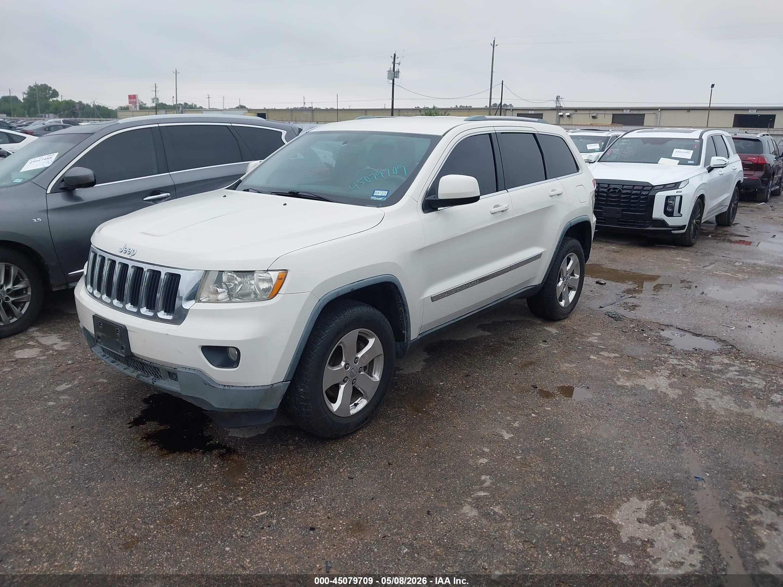 JEEP GRAND image 2
