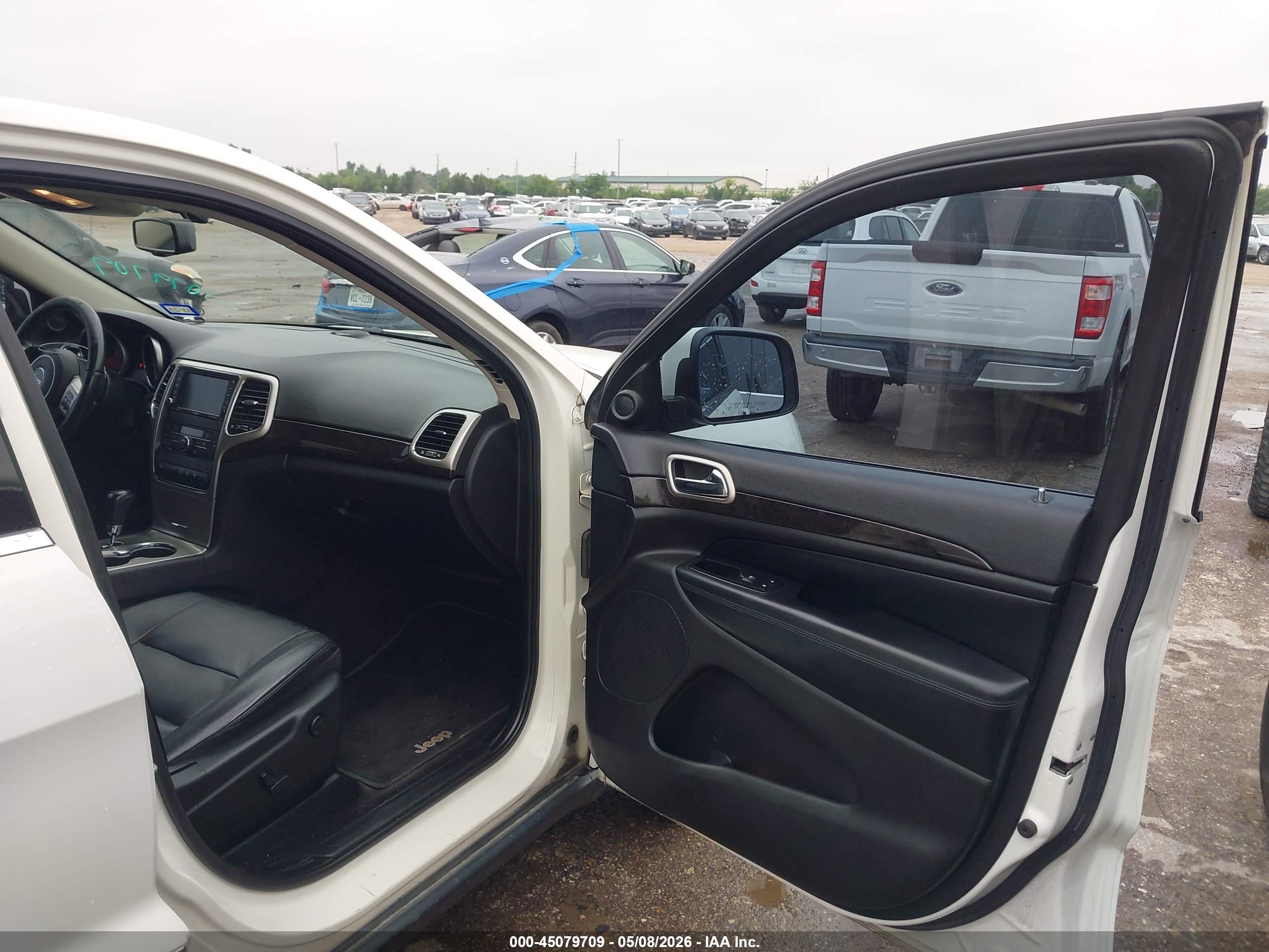 JEEP GRAND image 5