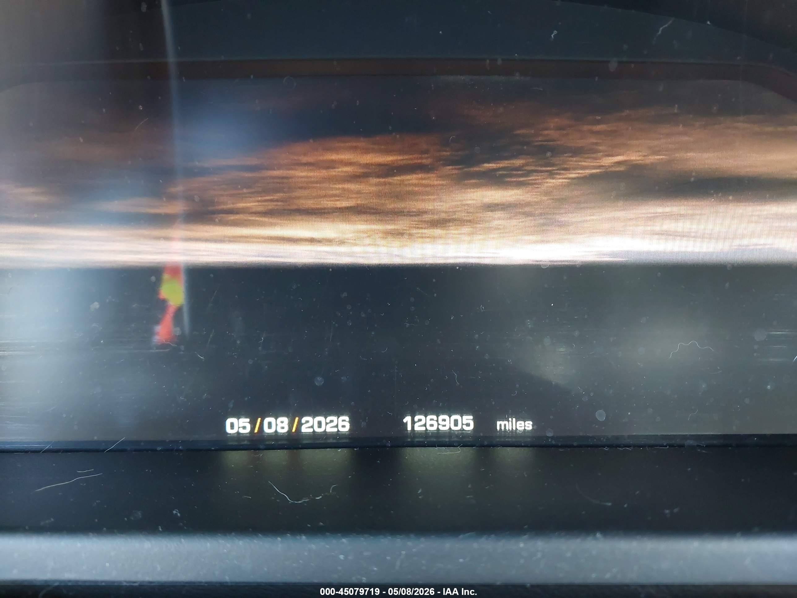 LAND ROVER image 7