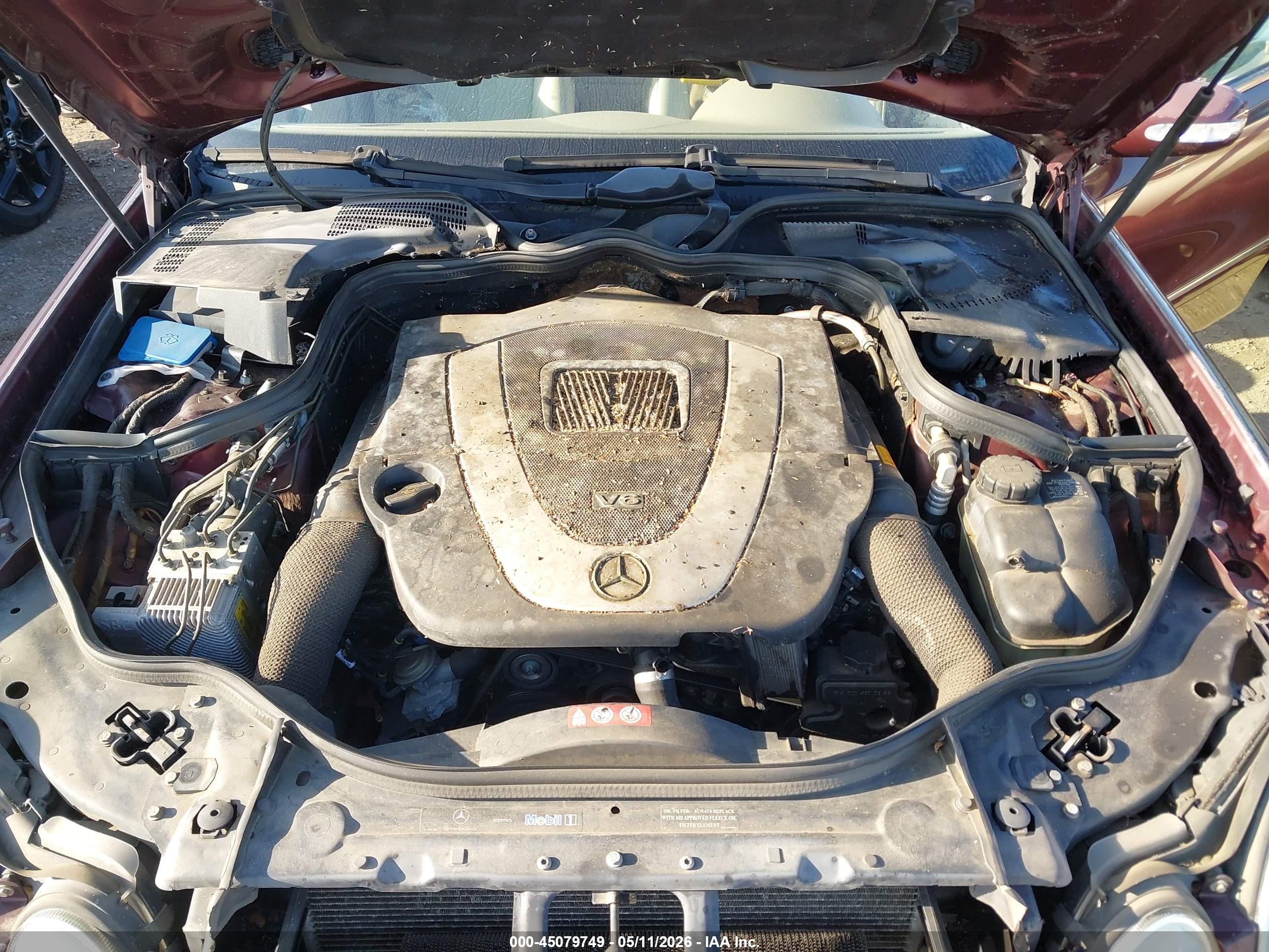 MERCEDES-BENZ E image 10