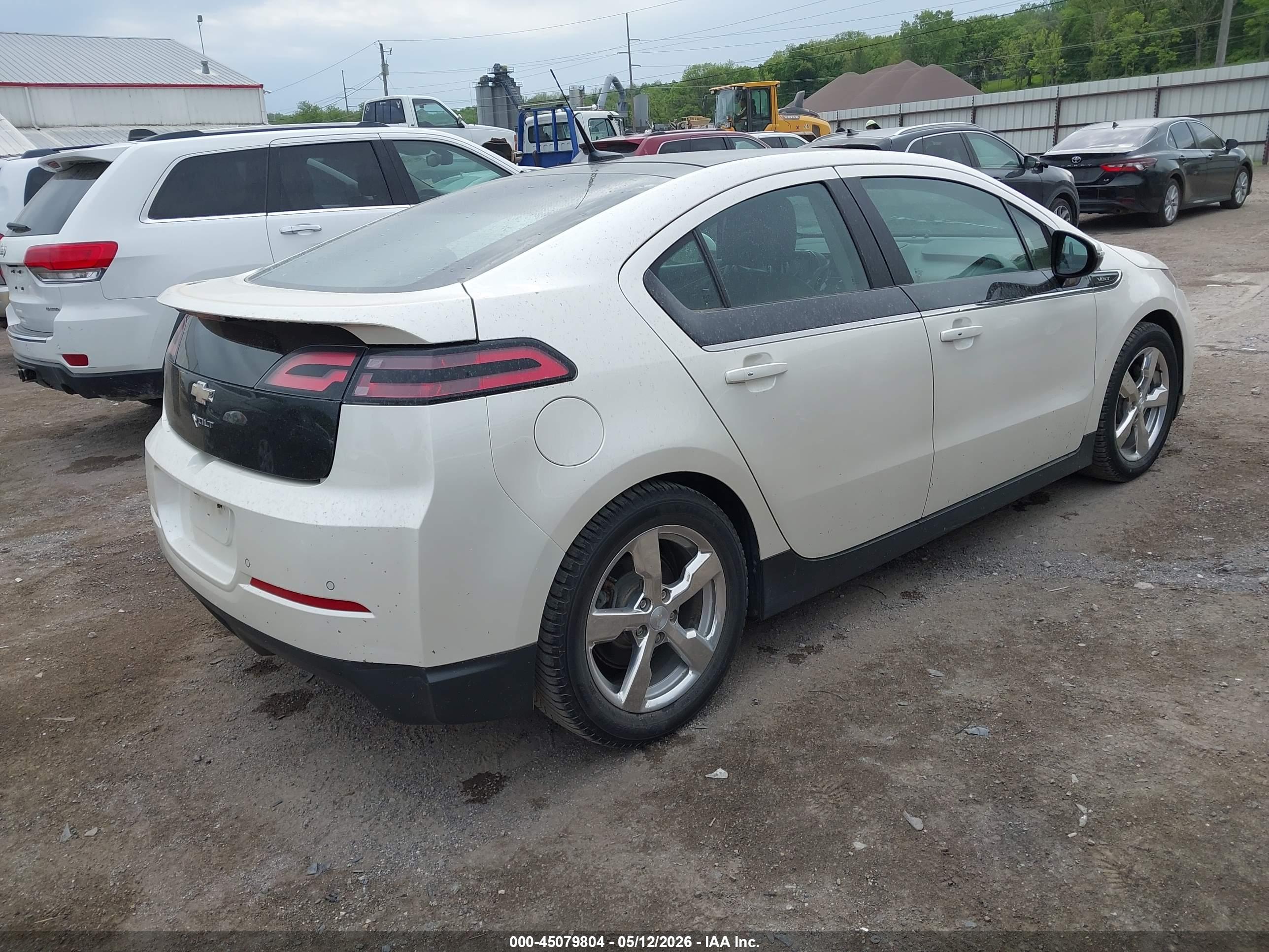 CHEVROLET VOLT image 4