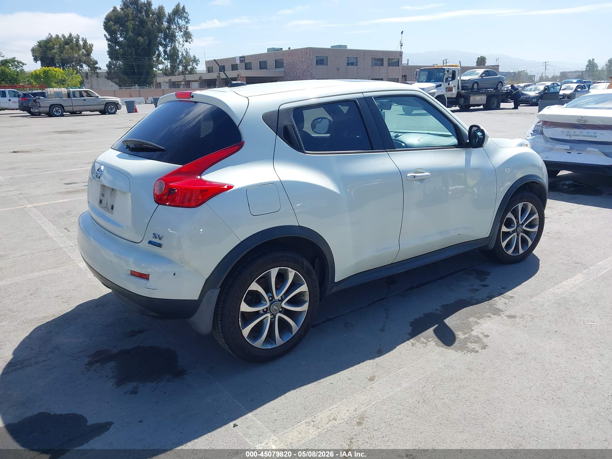 NISSAN JUKE image 4