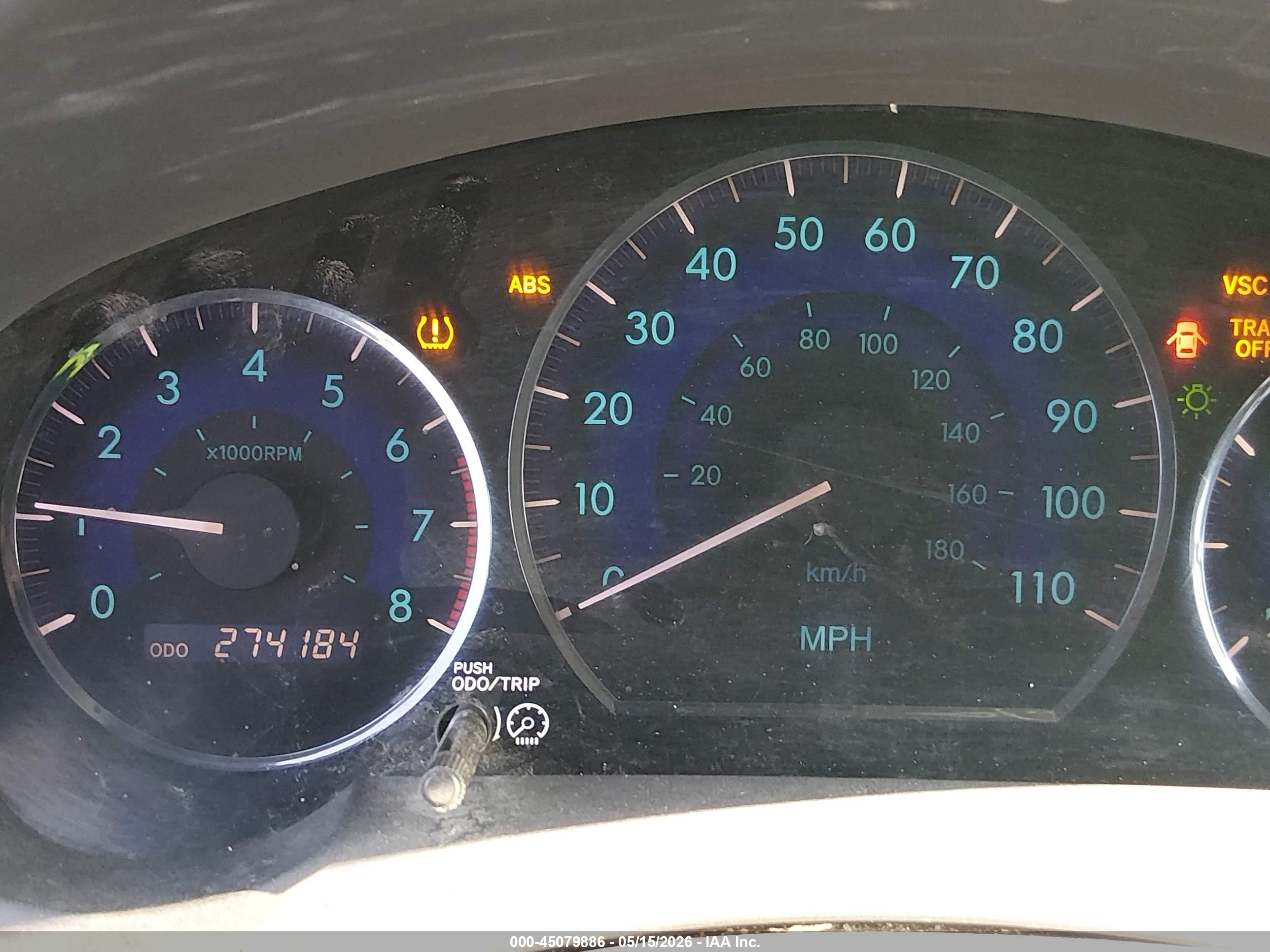 TOYOTA SIENNA image 7