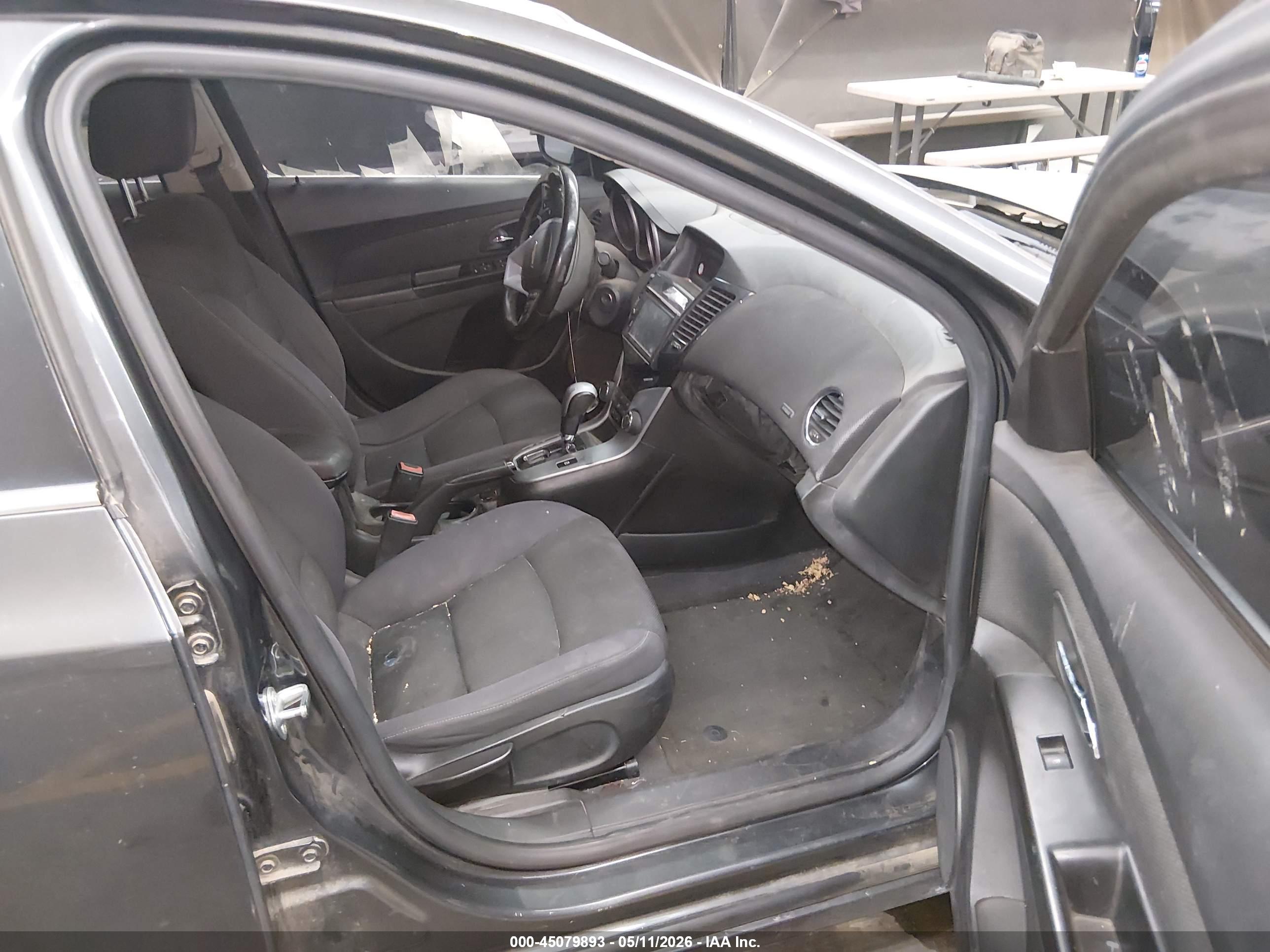 CHEVROLET CRUZE image 5
