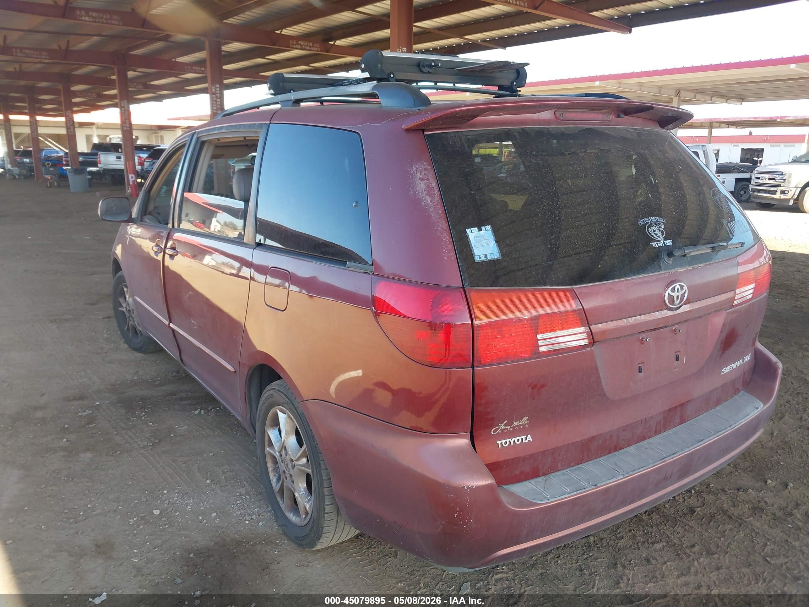 TOYOTA SIENNA image 3