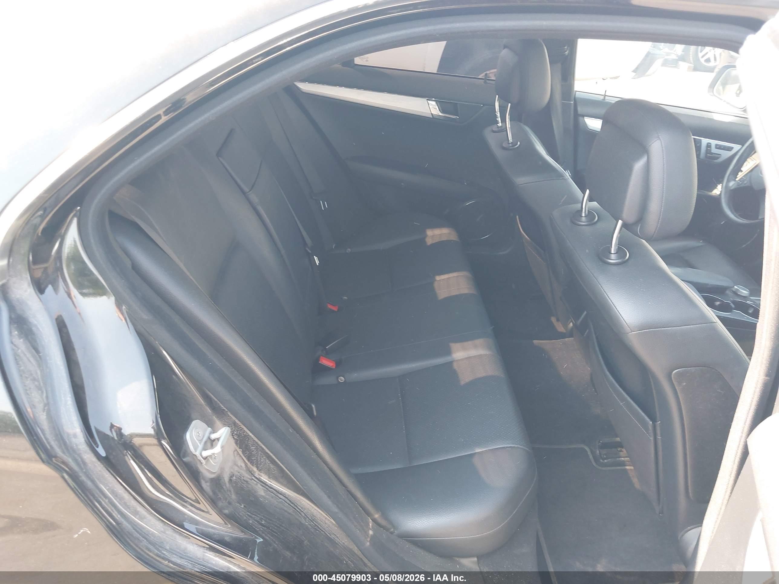 MERCEDES-BENZ C image 8