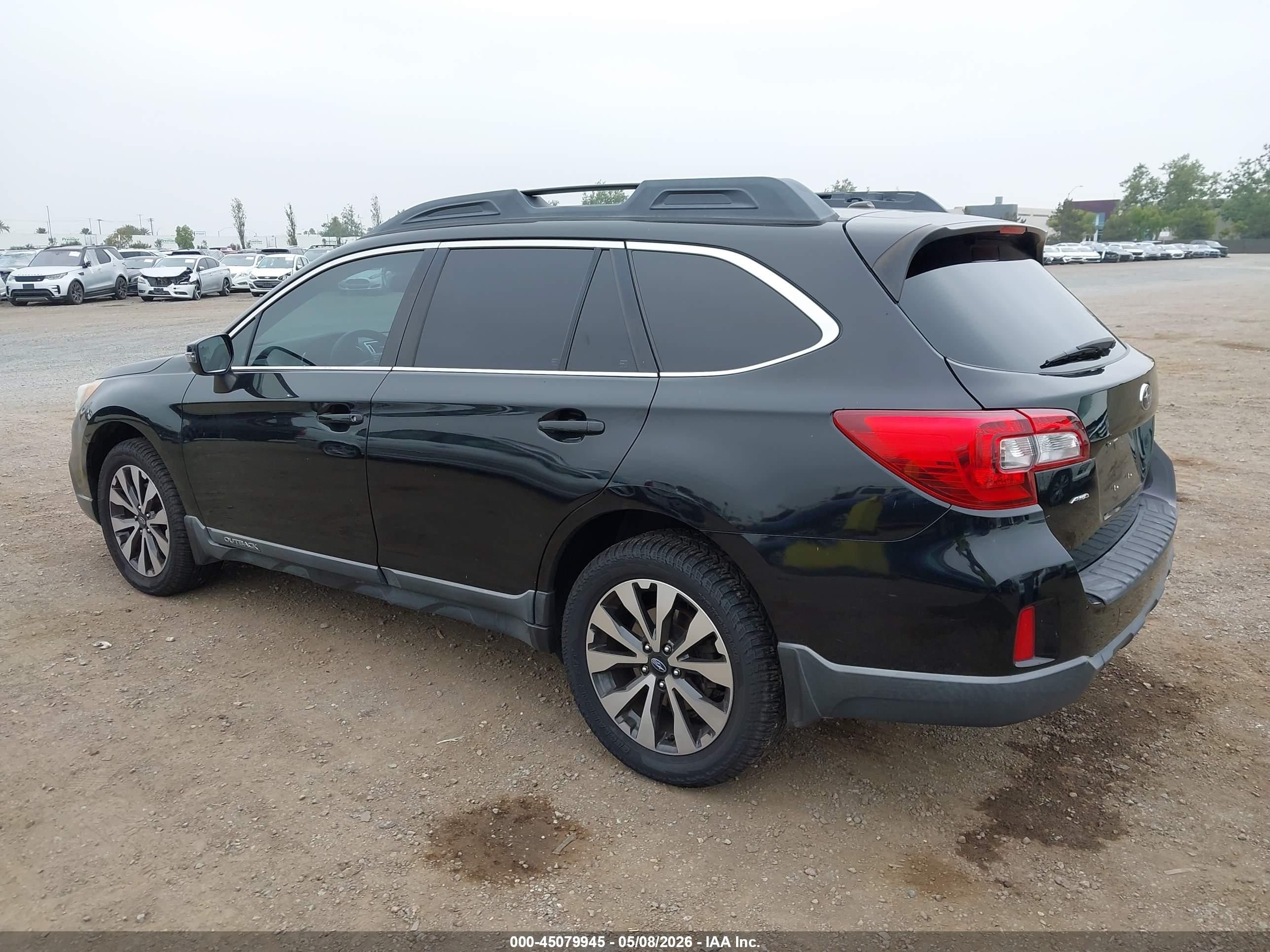 SUBARU OUTBACK image 3