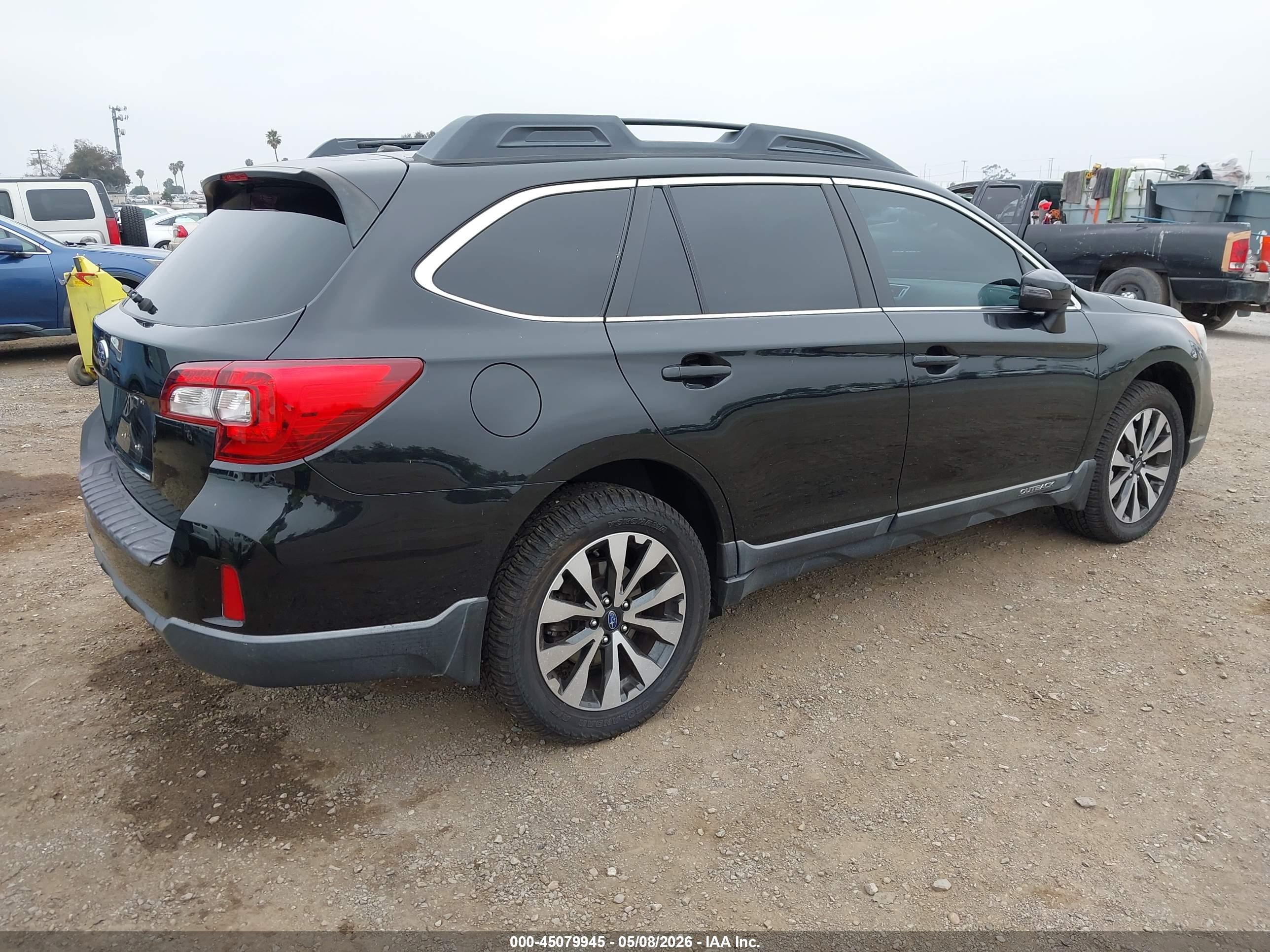 SUBARU OUTBACK image 4