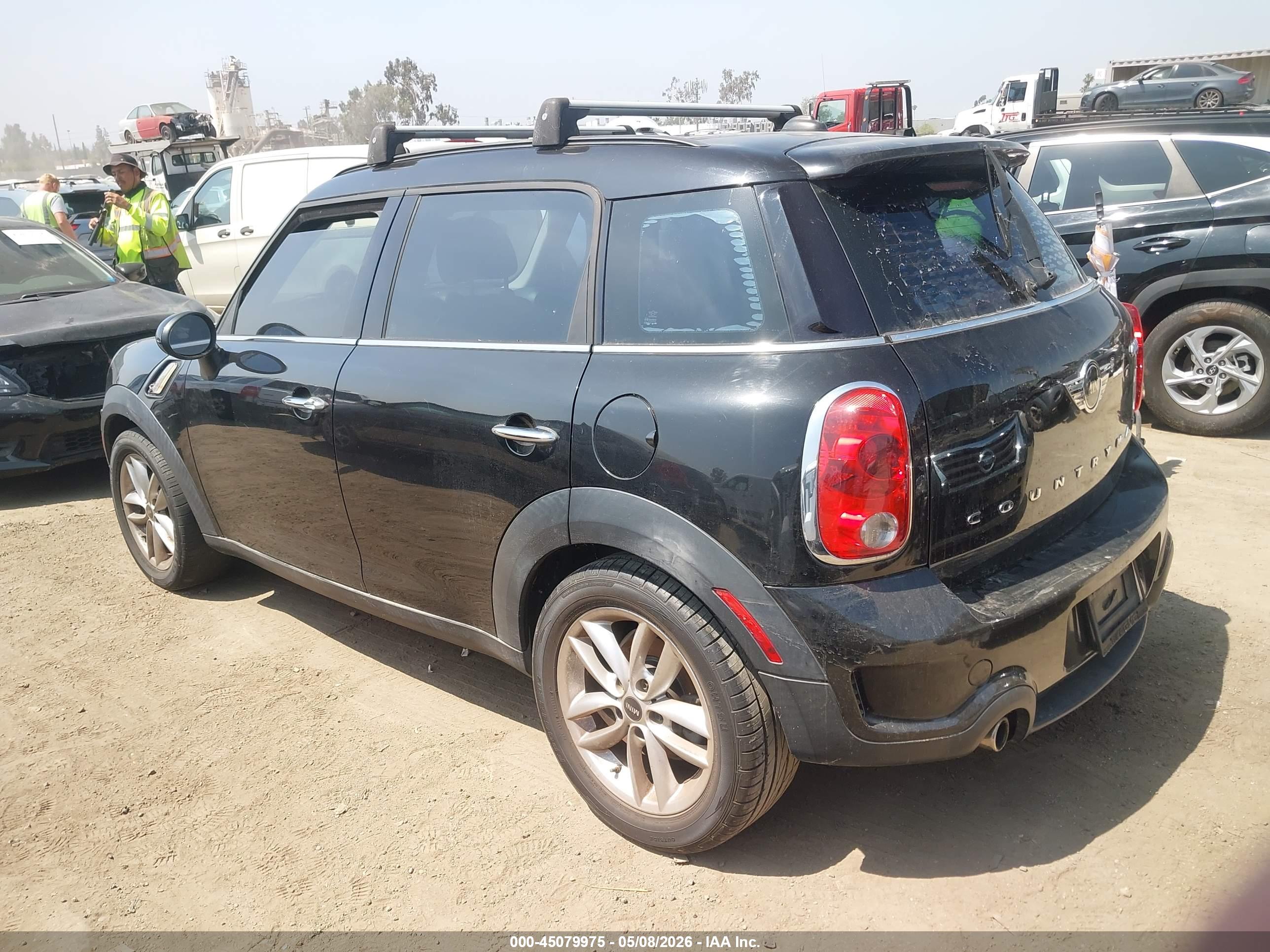 MINI COUNTRYMAN image 3
