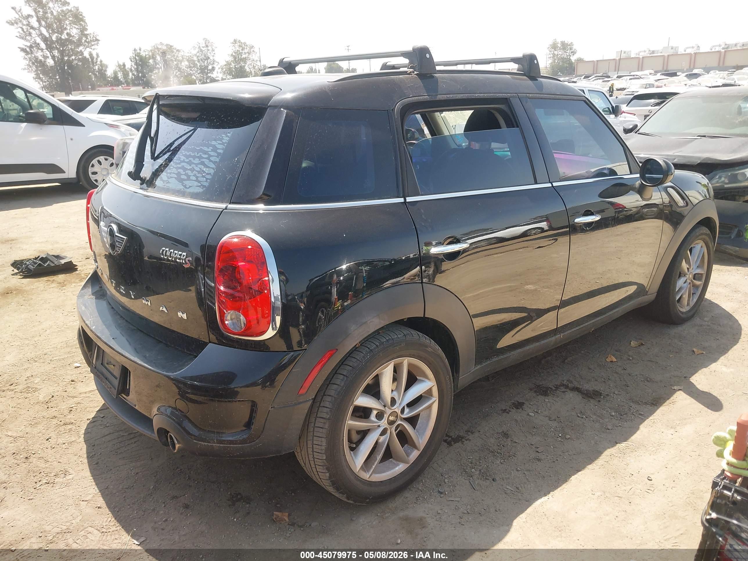 MINI COUNTRYMAN image 4
