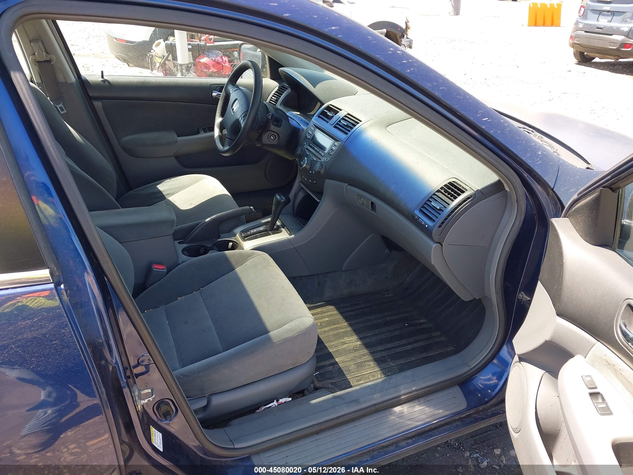 HONDA ACCORD image 5
