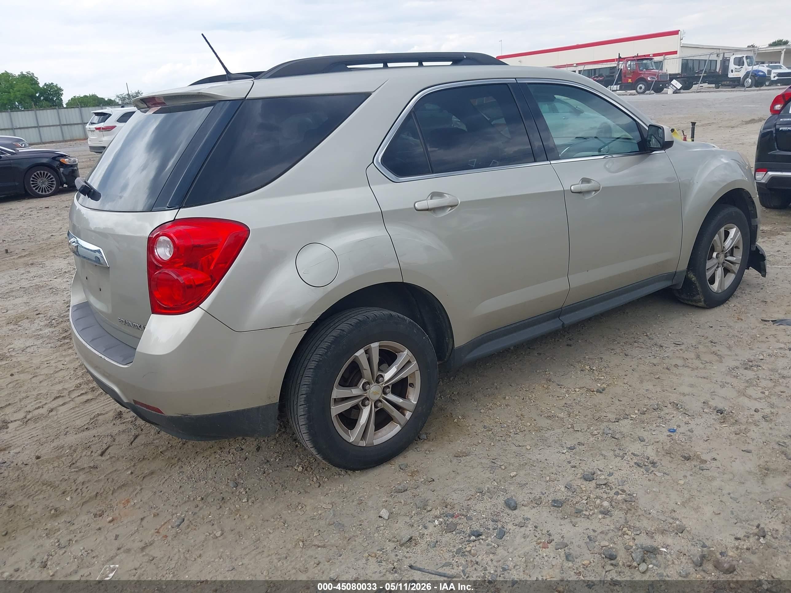 CHEVROLET EQUINOX image 4