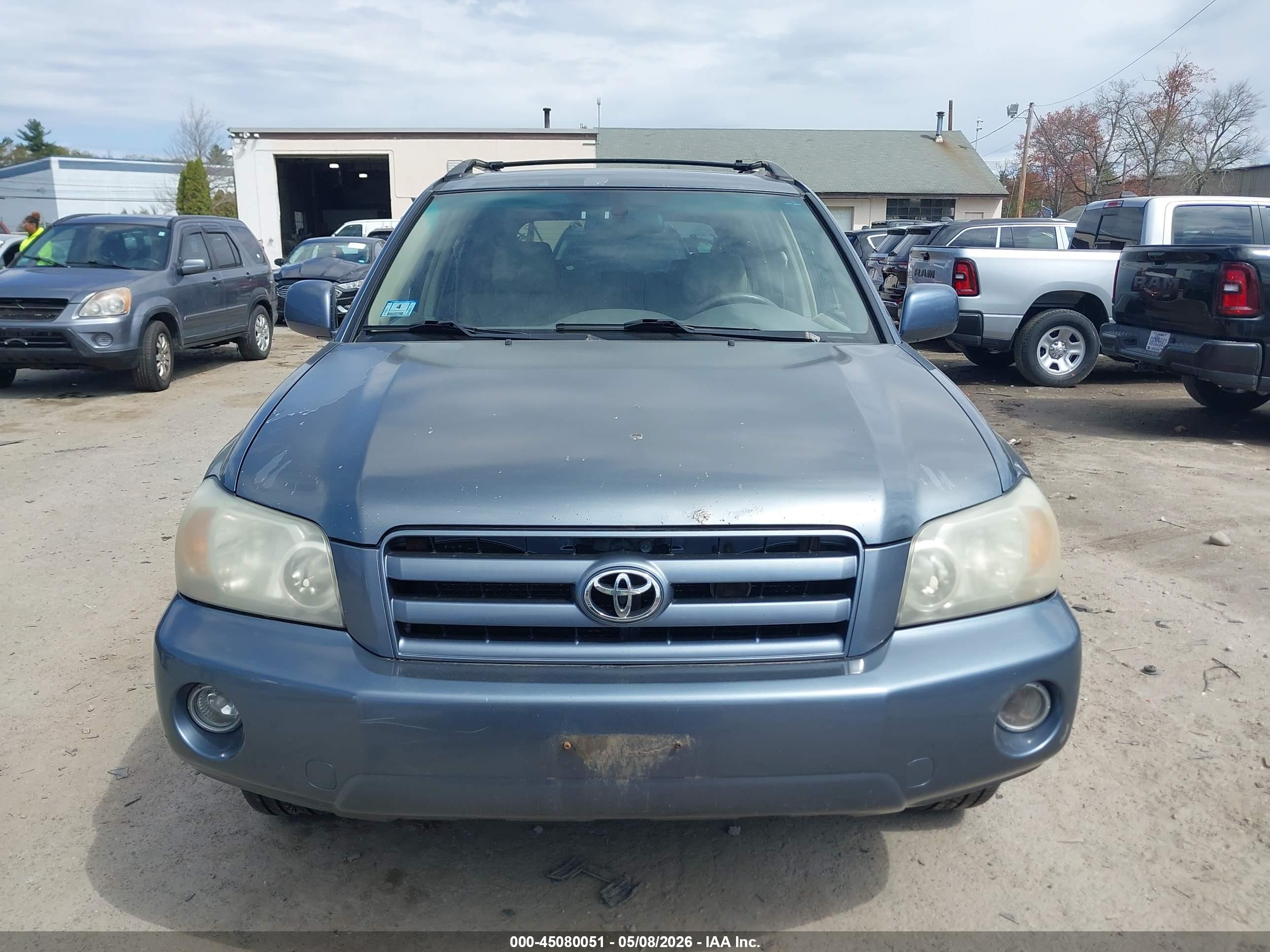 TOYOTA HIGHLANDER image 6